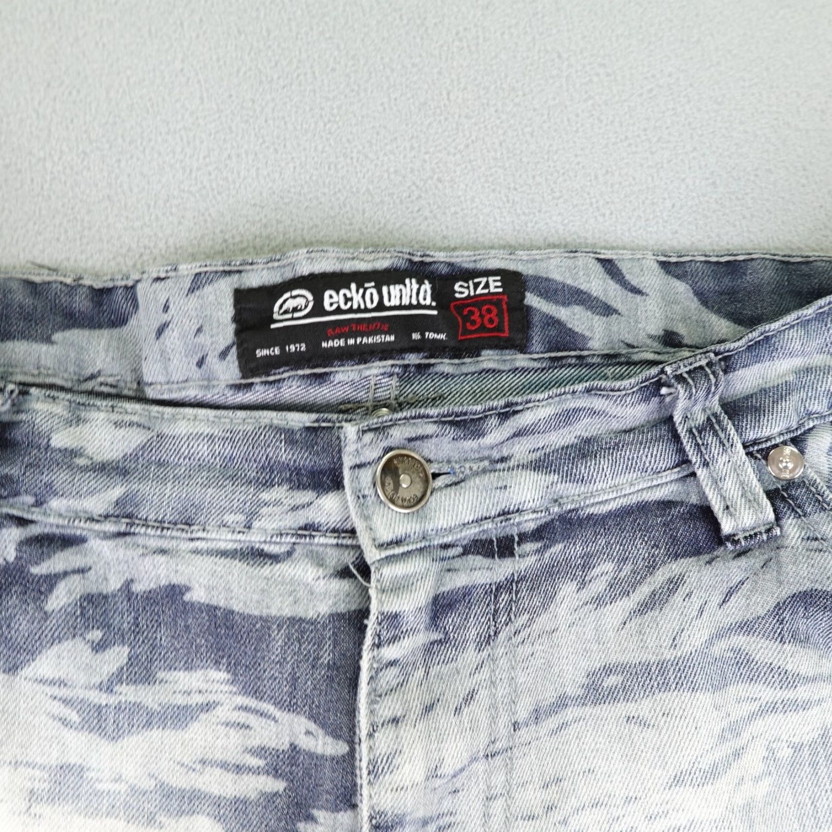 Ecko Unltd. VINTAGE Ecko Unltd Shorts Mens 38 Blue Denim Bleach Camo Jean Jorts Baggy Skater Y2K Size US 38 / EU 54 - 2 Thumbnail