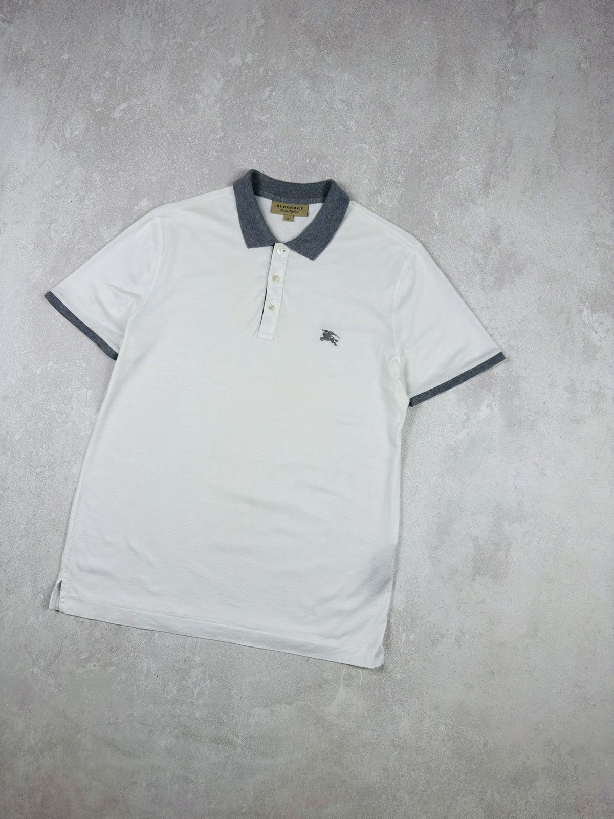 Burberry Burberry London England White Short Sleeve Polo Logo size M Size US M / EU 48-50 / 2 - 3 Thumbnail