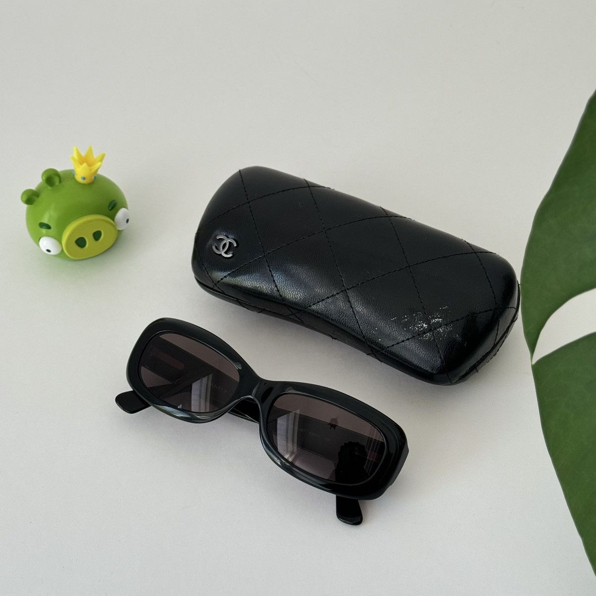 Chanel VINTAGE CHANEL SUNGLASSES Size ONE SIZE - 6 Thumbnail