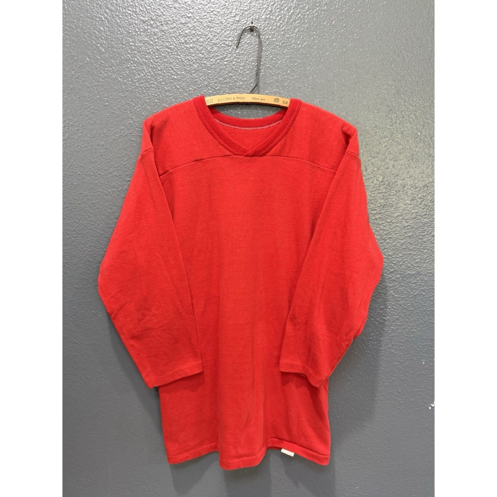 Russell Athletic VINTAGE Russell Athletic Gold Label Red Cotton Raglan Shirt M Adult Mens 70s 1970s Size US M / EU 48-50 / 2 - 4 Thumbnail