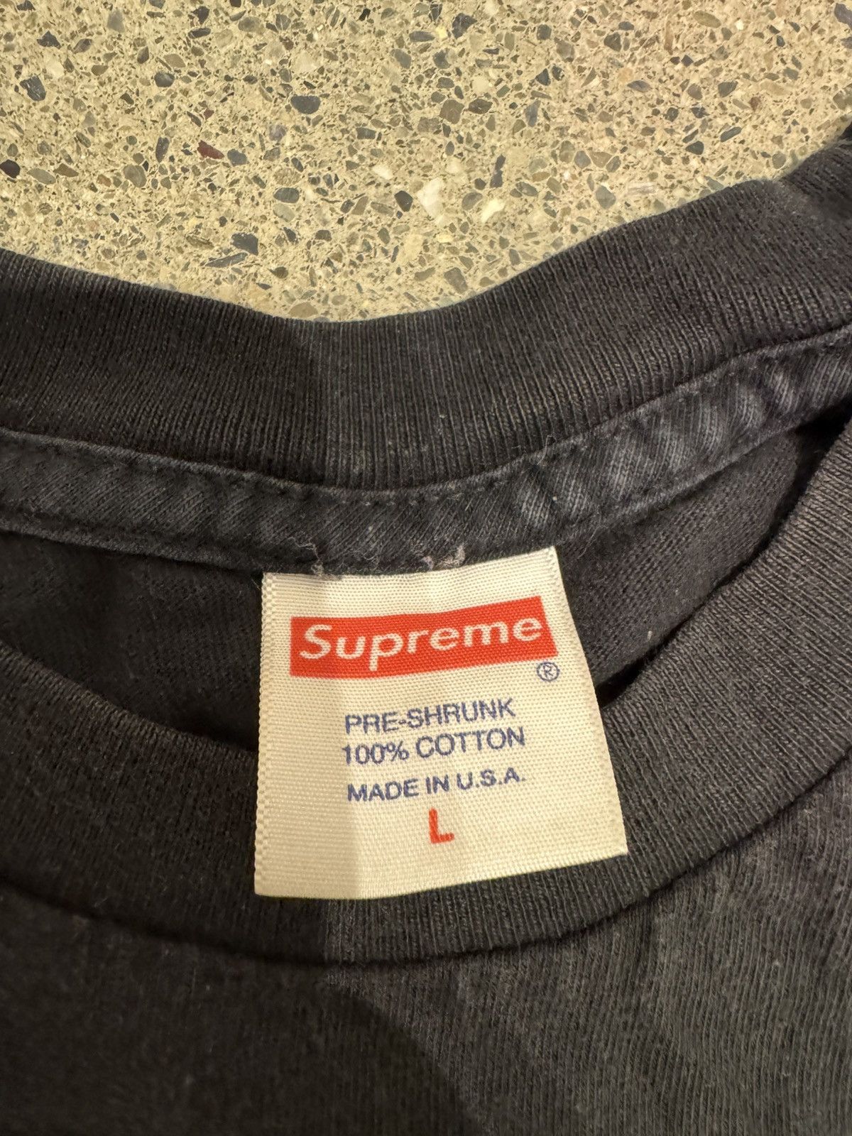 Supreme Supreme Molotov Kid T Size US L / EU 52-54 / 3 - 3 Thumbnail