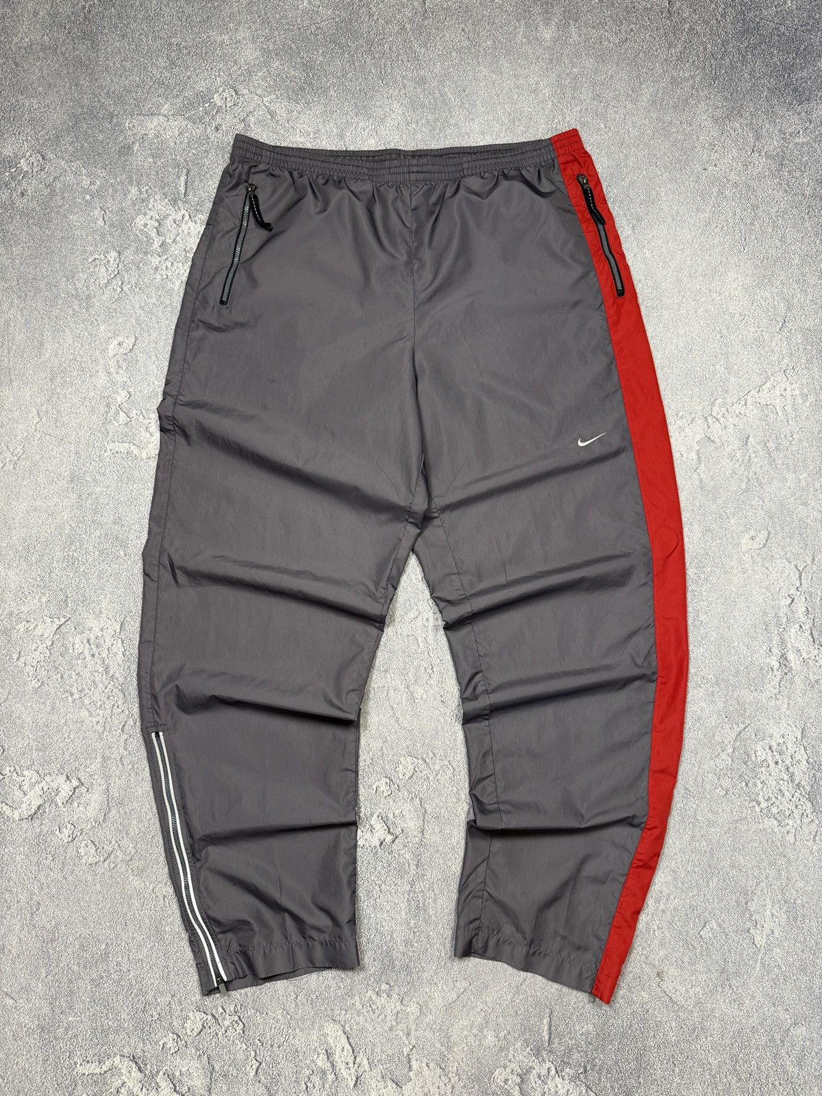 Nike Vintage Nike Track Pants Y2K Size US 36 / EU 52 - 1 Thumbnail