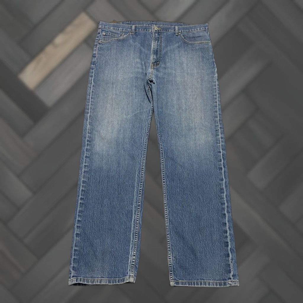 Levi's Levi's Jeans Mens 38x31 Blue Distressed Relaxed 5-Pocket Denim Straight Regular 500 Series Size US 38 / EU 54 - 1 Thumbnail