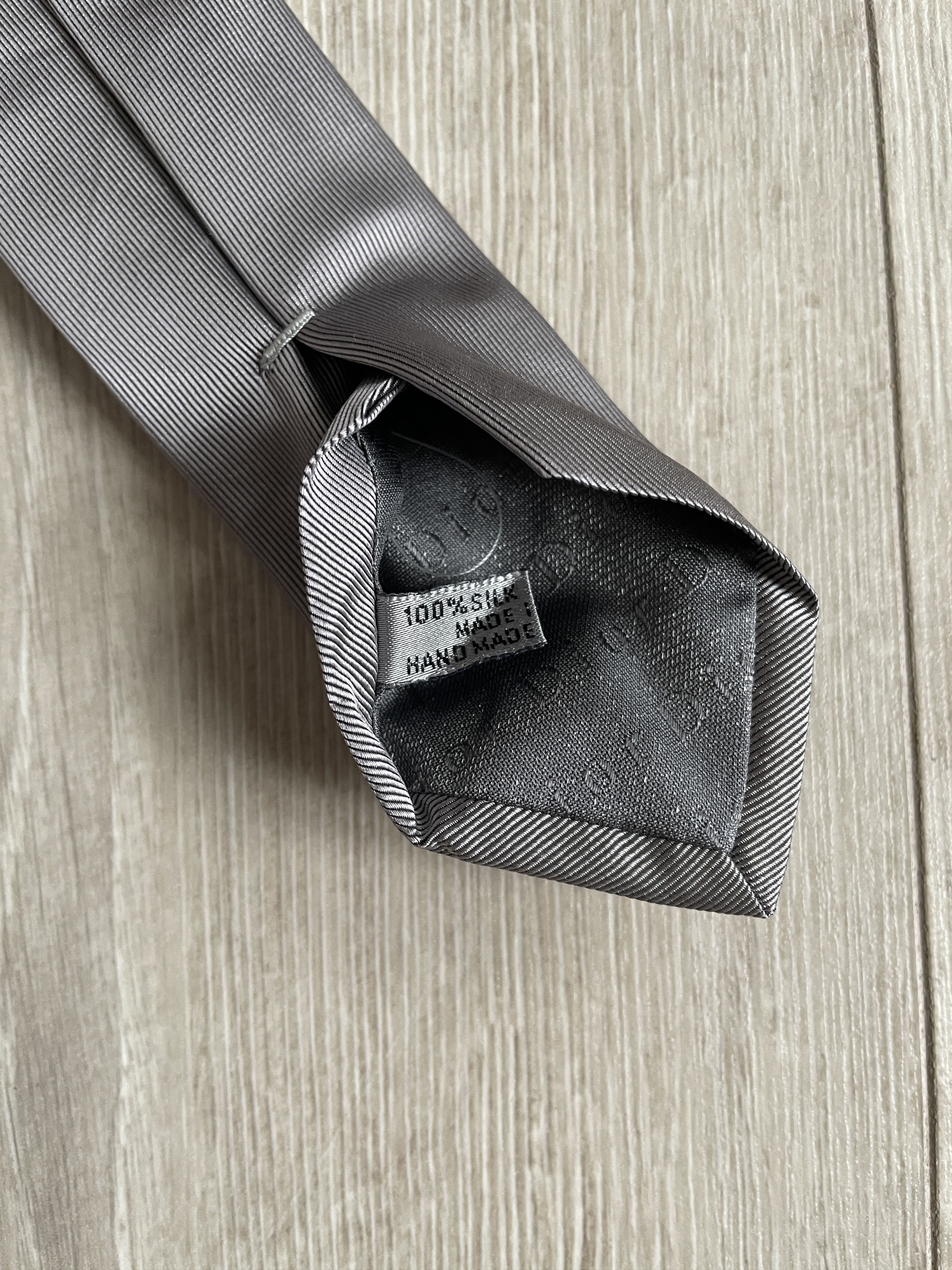 Dior Dior Homme SS05 “Beck” skull tie by Hedi Slimane Size ONE SIZE - 9 Thumbnail
