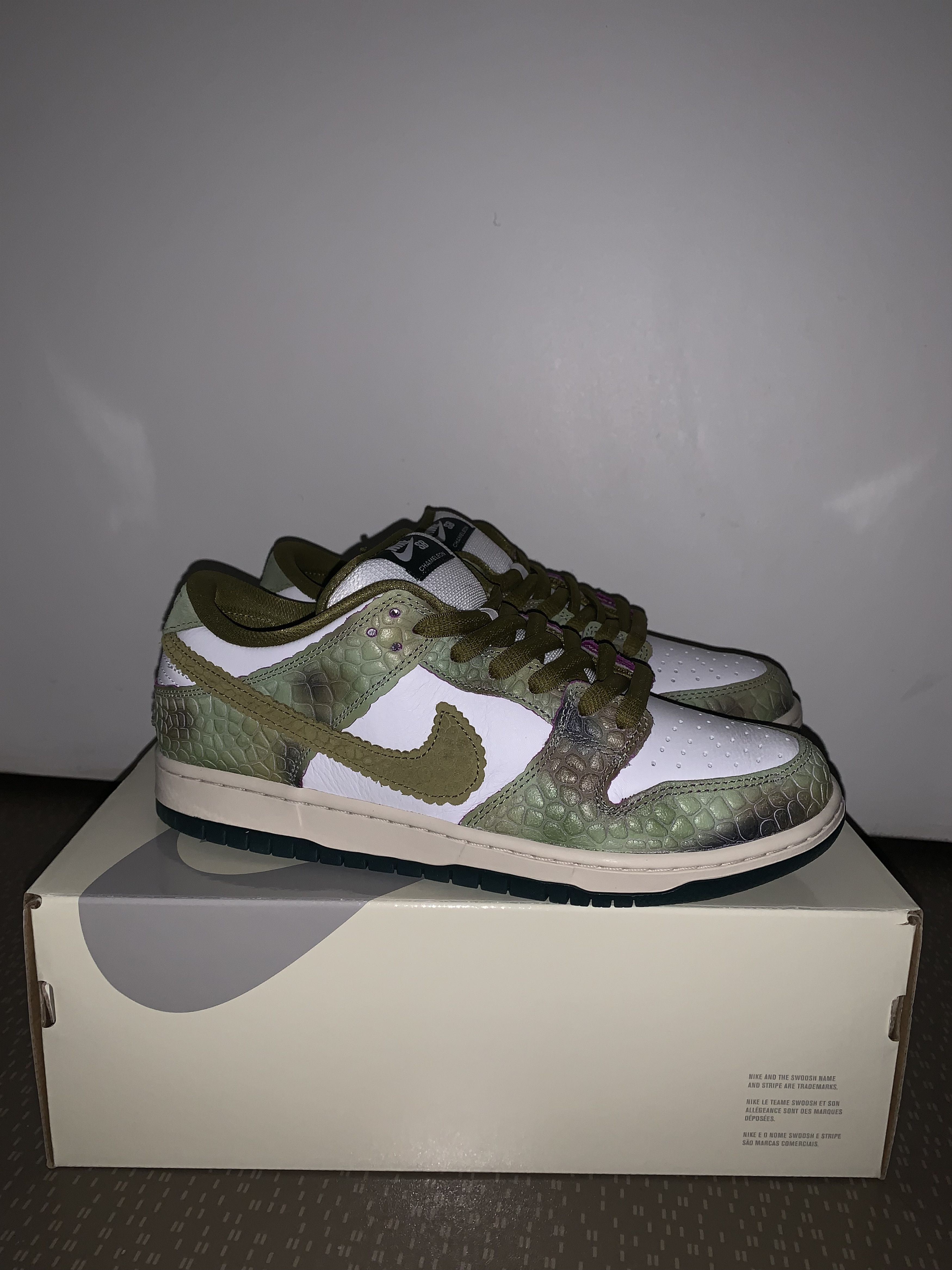 Nike Nike SB Dunk Low Pro x Alexis Sablone Size US 10 / EU 43 - 1 Thumbnail
