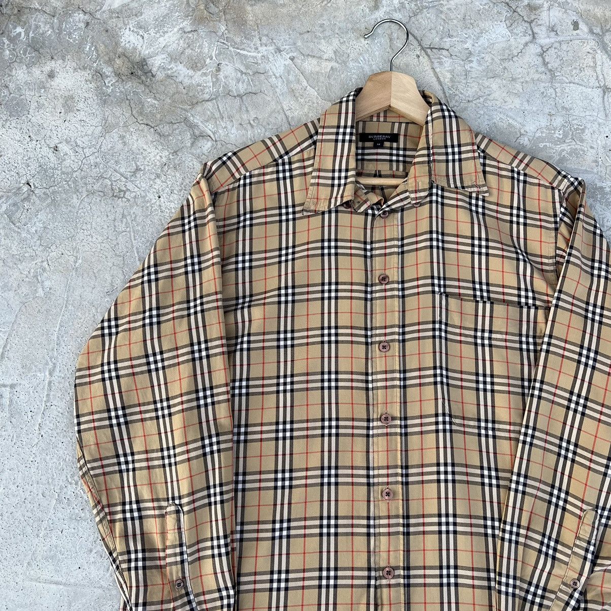 Burberry × Designer × Vintage Vintage Burberry's 1990s nova check shirt long-sleeves (M Size US M / EU 48-50 / 2 - 5 Thumbnail