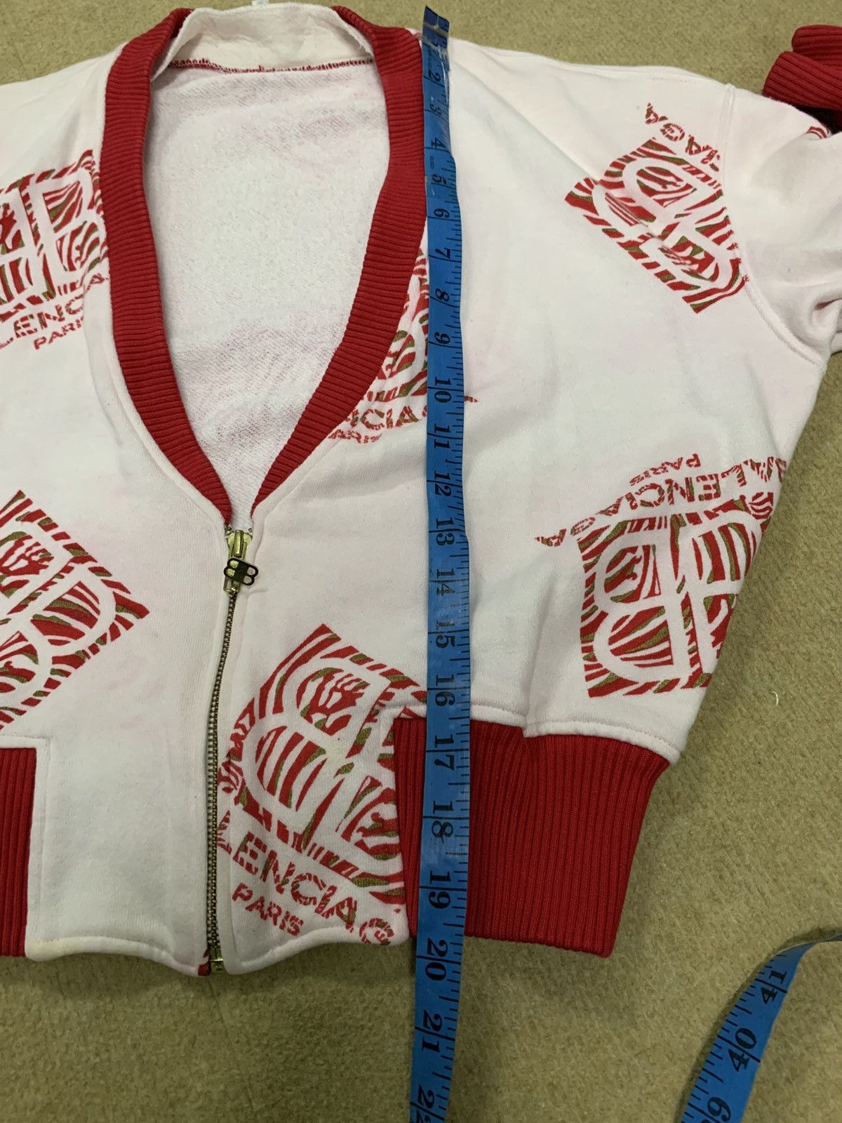 Balenciaga VINTAGE BALENCIAGA ALL OVER PRINT CREST ZIP CARDIGAN Size M / US 6-8 / IT 42-44 - 12 Thumbnail