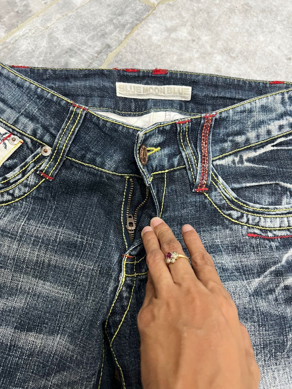 Japanese Brand Blue Moon Blue Hawaii Motif Denim Jeans Size US 29 - 5 Thumbnail