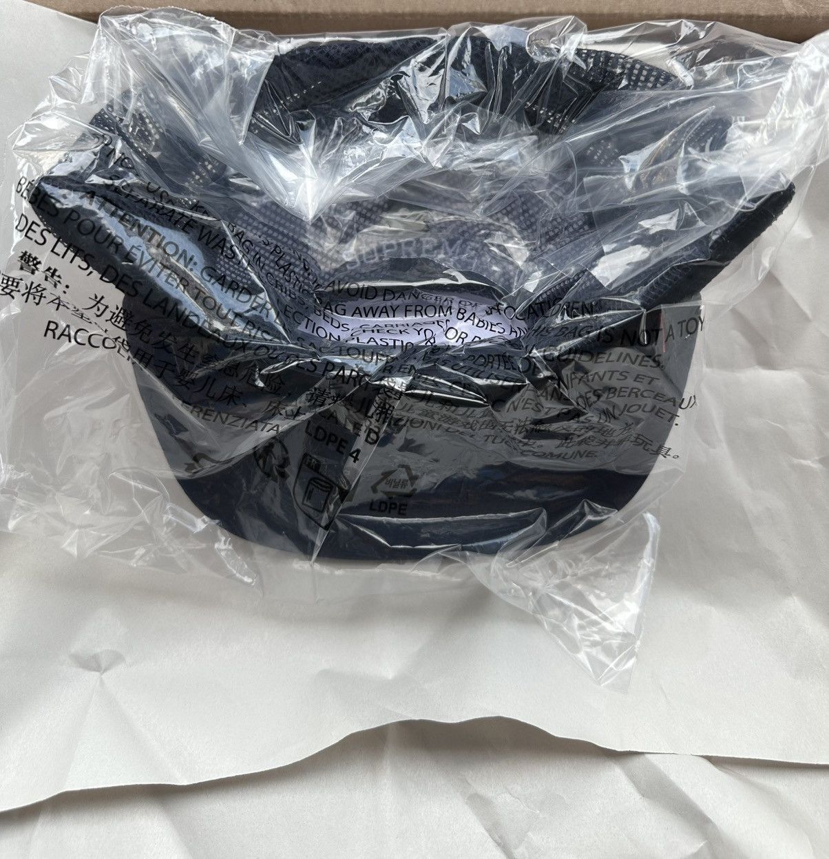 Playboy × Supreme Supreme Playboy Mesh 5 Panel Hat Cap Size ONE SIZE - 4 Thumbnail