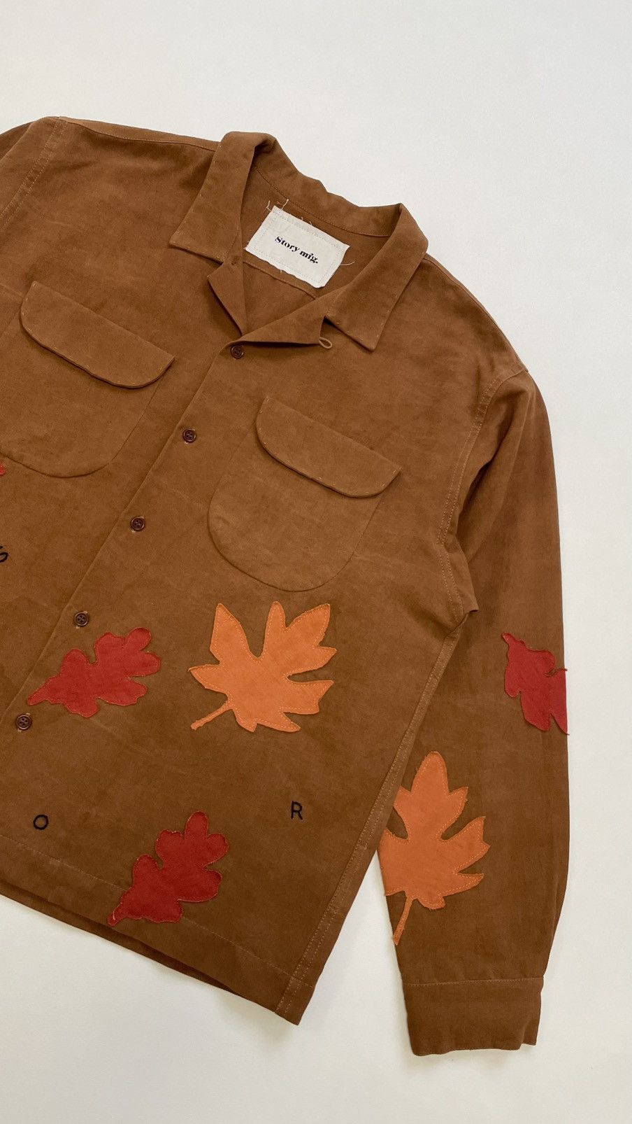 Story Mfg. Brown Linen ‘Leaf Patch Details’ Shirt Size US M / EU 48-50 / 2 - 7 Thumbnail