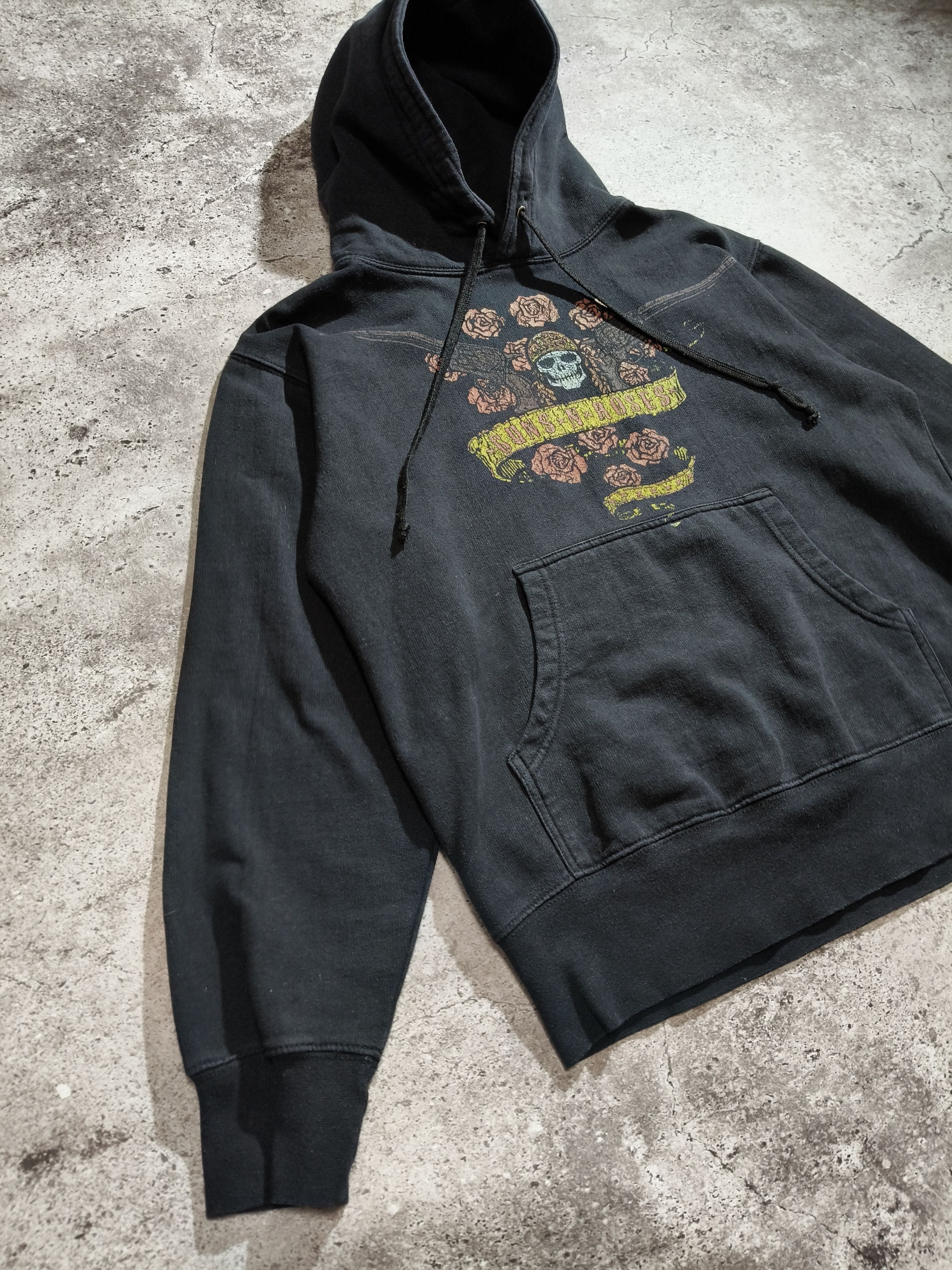 Guns N' Roses Guns N’ Roses Vintage Hoodie — Distressed Black — Size M Size US M / EU 48-50 / 2 - 4 Thumbnail