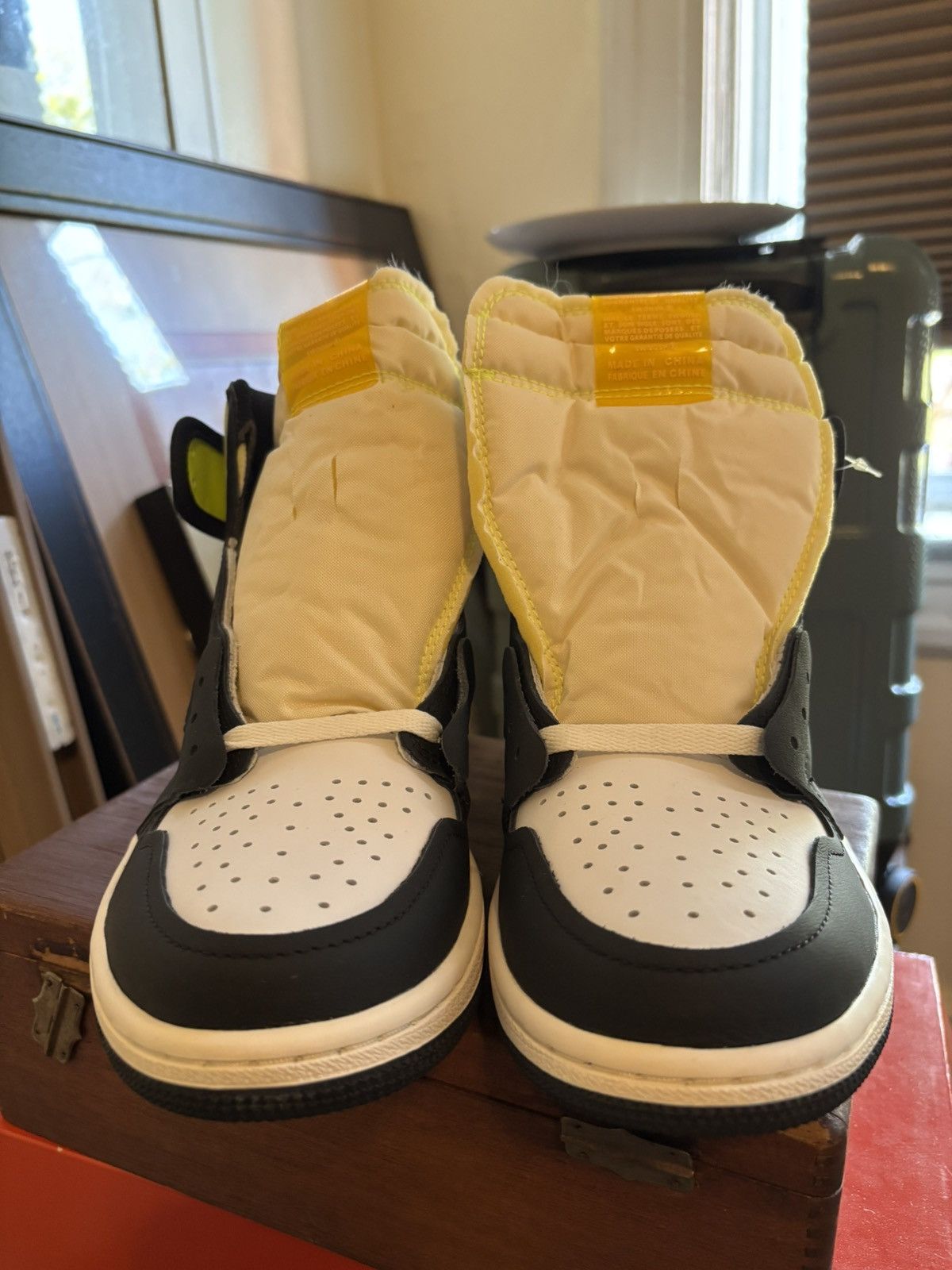 Jordan Brand × Nike Air Jordan retro high OG Size US 9 / EU 42 - 6 Thumbnail
