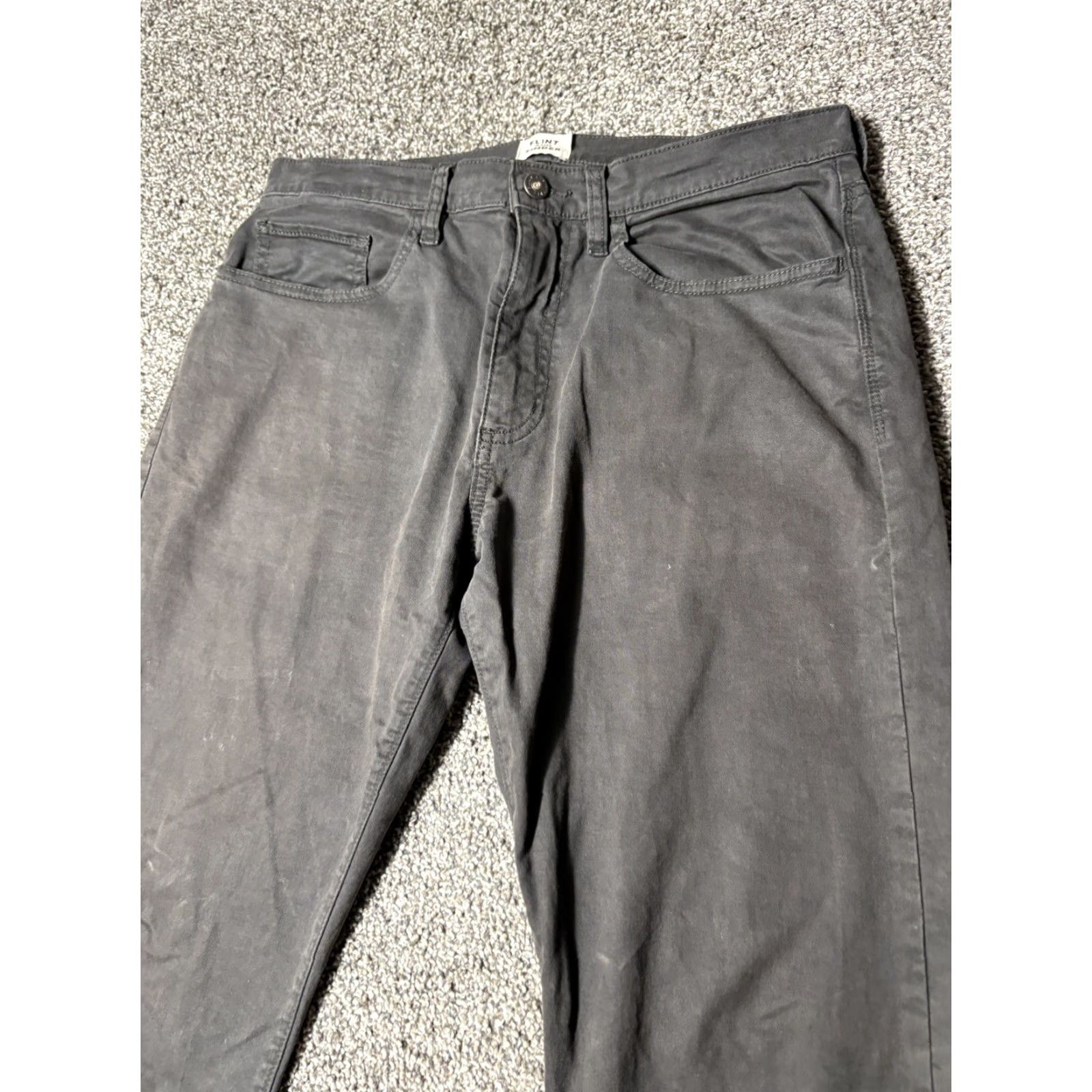 Flint And Tinder Flint and Tinder Pants Mens 31x30 Charcoal Gray Tapered Chinos Size US 31 - 2 Thumbnail
