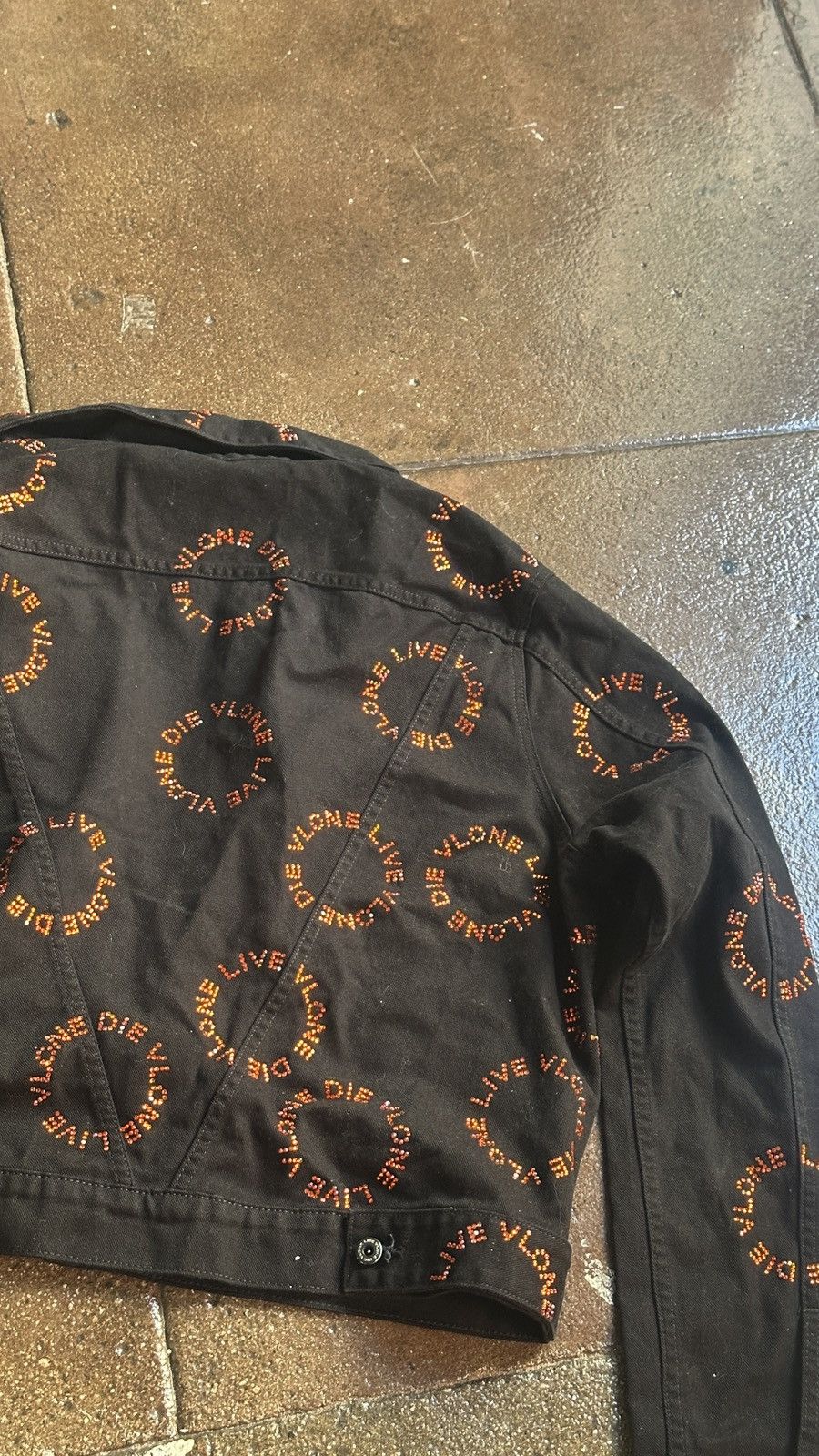 Vlone VLONE Rhinestone “LIVE VLONE DIE VLONE” Denim Jacket Size US XL / EU 56 / 4 - 3 Thumbnail