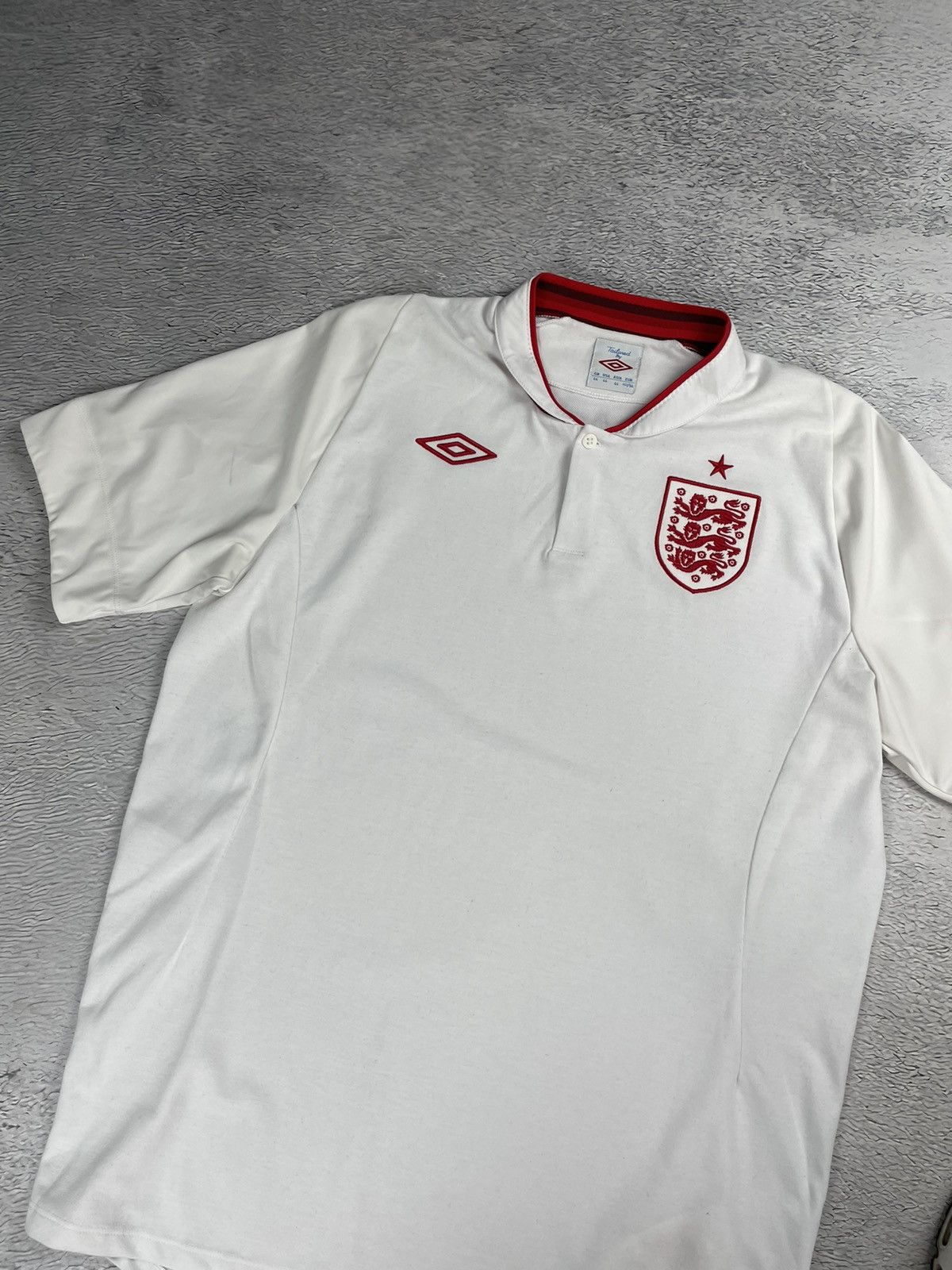 Umbro × Vintage Vintage England 2012 Umbro Soccer Jersey y2k blokcore Size US L / EU 52-54 / 3 - 3 Thumbnail