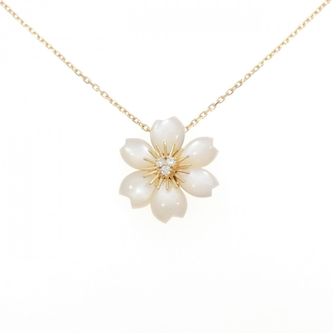 Van Cleef & Arpels Van Cleef & Arpels Van Cleef & Arpels Rose de Noël Au750 Necklace Metal Necklace VCARP7T000 DUTY FREE for USA Size ONE SIZE - 1 Thumbnail