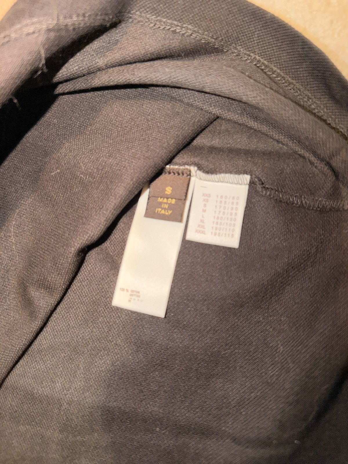 Louis Vuitton Louis Vuitton LV Logo Polo Shirt Brown Size Small Size US S / EU 44-46 / 1 - 3 Thumbnail