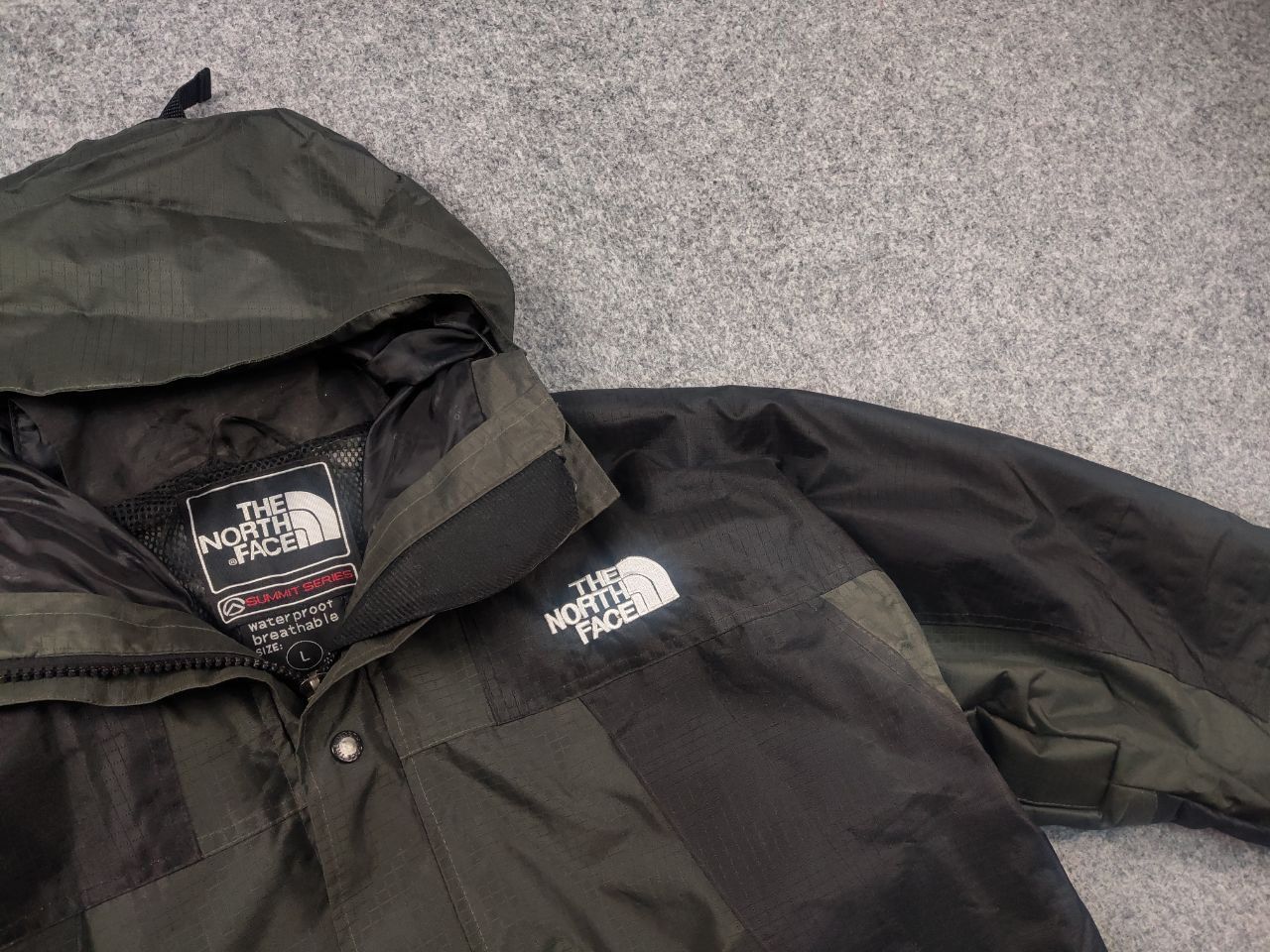 The North Face Vintage 90's The North Face summit gore tex mountain Jacket Size US L / EU 52-54 / 3 - 6 Thumbnail