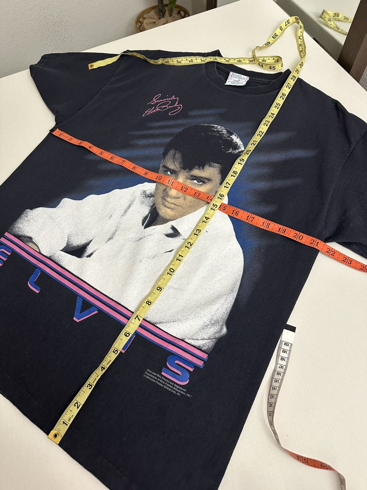 Vintage Vintage 1994 Elvis Presley Portrait Big Face Single Stitch L Size US L / EU 52-54 / 3 - 6 Thumbnail