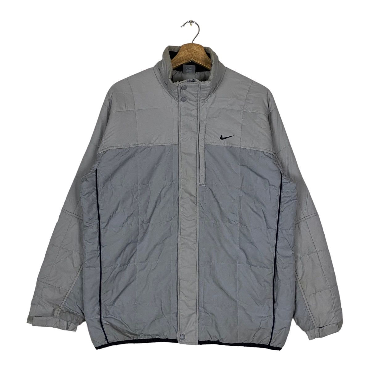 image of Nike Mini Logo Snap Button Full Zipper Jacket in Grey, Men's (Size Medium)