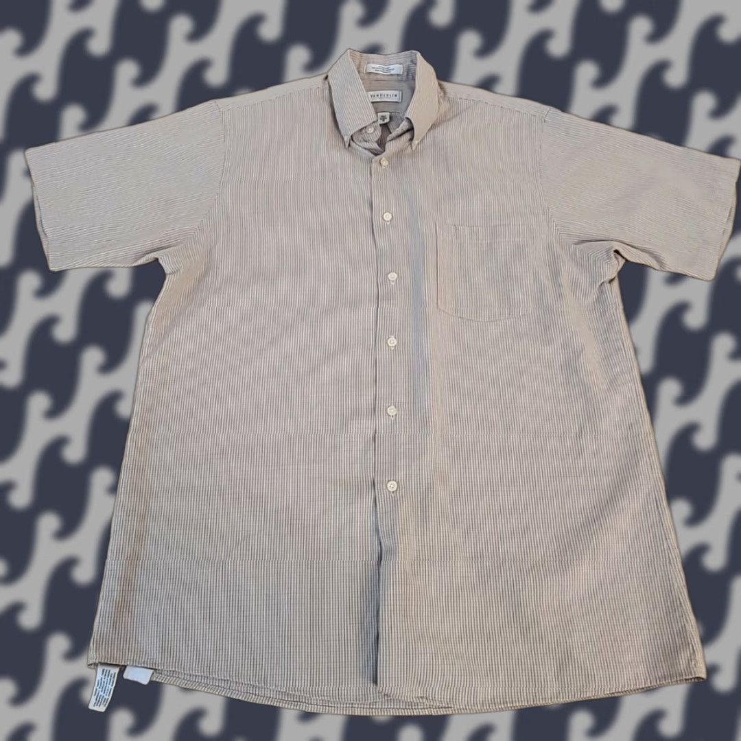 Van Heusen Van Heusen Shirt Button-Up Men 16 Half Sleeve Nylon Brown Regular Wrinkle Resistant Button-Up Collar Brown Mens Size US L / EU 52-54 / 3 - 1 Thumbnail
