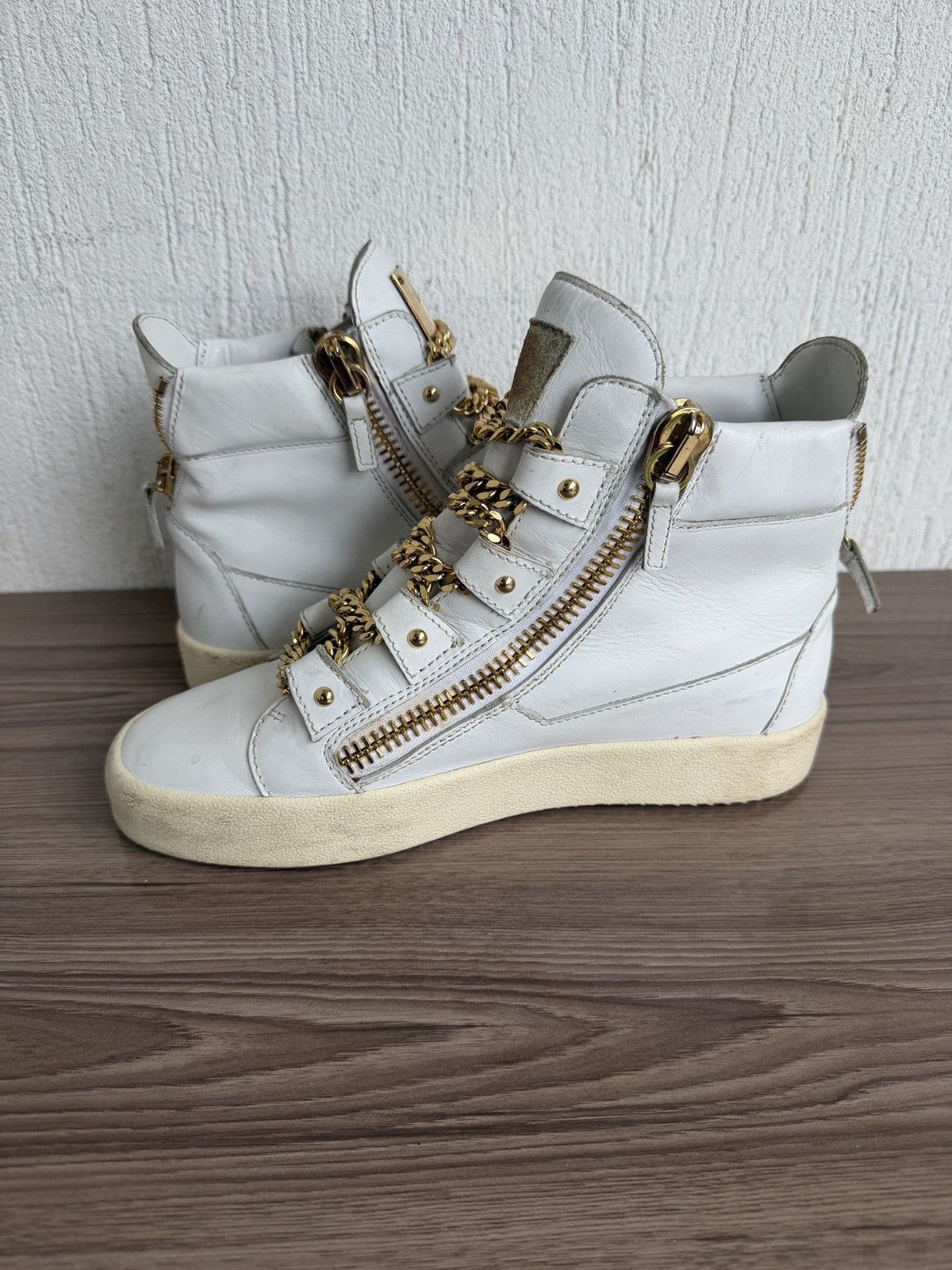 Giuseppe Zanotti Golden chain high sneaker Size US 9 / EU 42 - 12 Thumbnail
