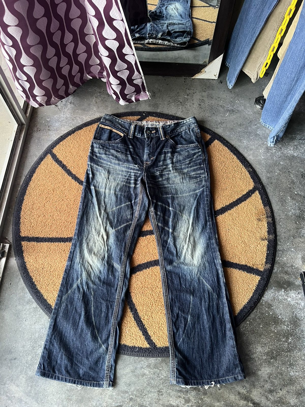 Edwin 🔥Flared Edwin Exclusive Vintage Distressed Denim Size US 33 - 2 Thumbnail