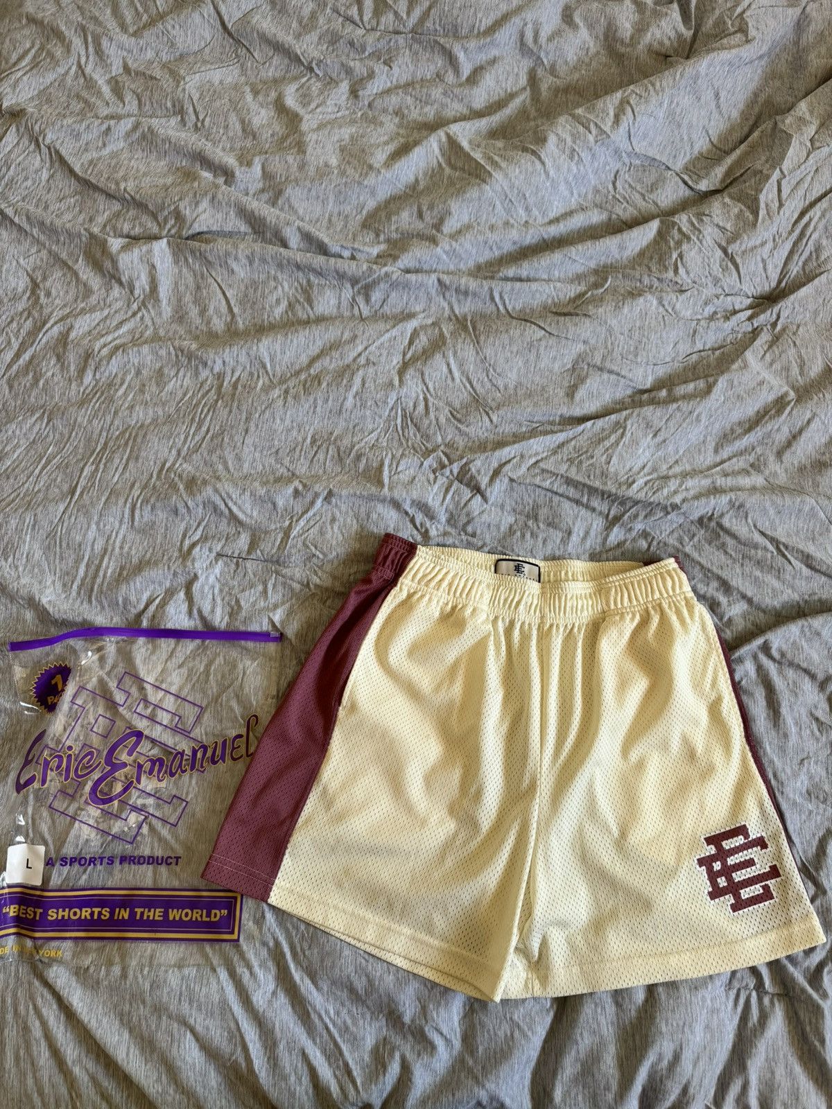 Eric Emanuel Eric Emanuel EE Basic Shorts antique white w stripe large Size US 32 / EU 48 - 1 Thumbnail