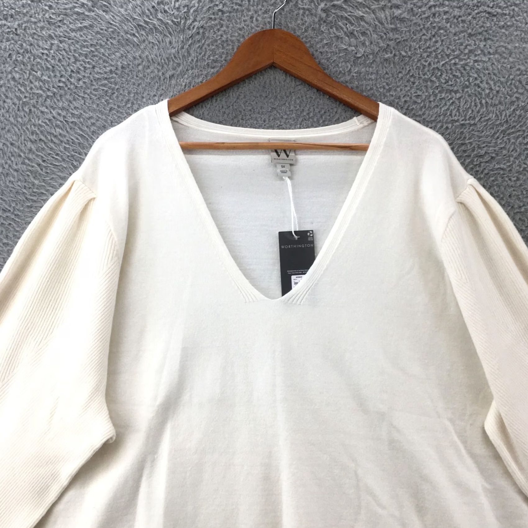 Worthington Worthington Vneck Sweater Womens 5X White Solid Rayon Blend Dolman Sleeve NEW SKU: Plus Size Pullover Womens Clothing Size XXL / US 16-18 / IT 52-54 - 2 Thumbnail