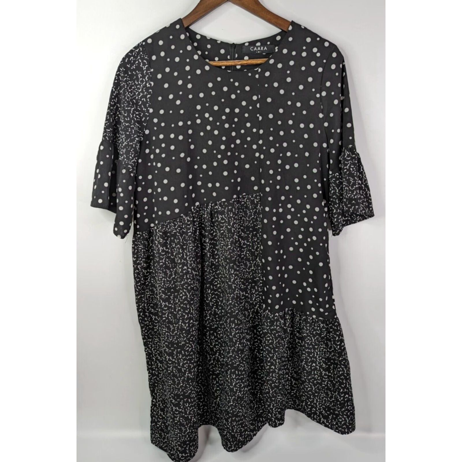 Vintage CAARA Womens Dress Millazo Black Polka Dot Short Sleeve Knee Length Casual Shift M Metro Size M / US 6-8 / IT 42-44 - 2 Thumbnail