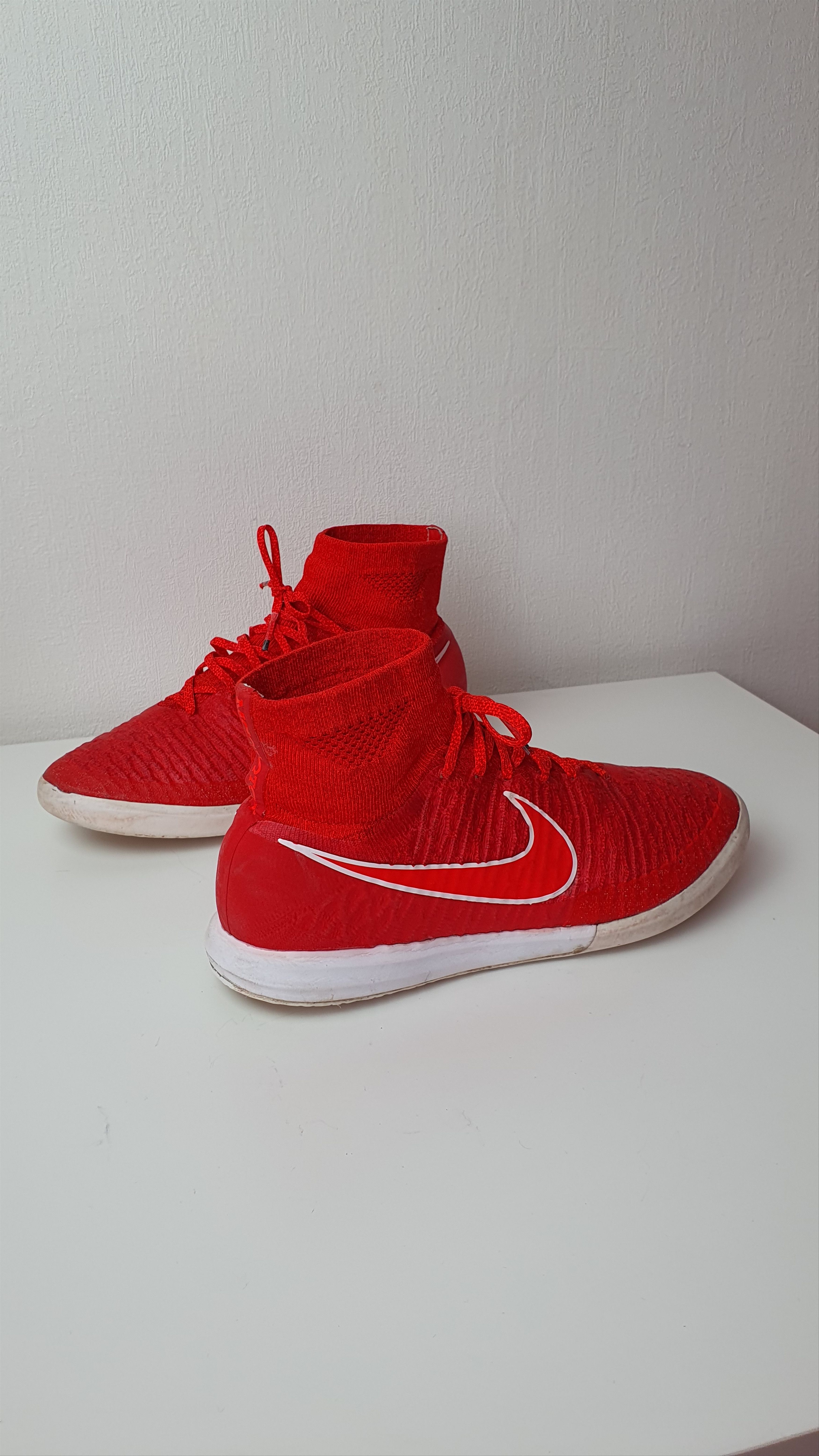 Nike Rare Vintage Football Caps Soccer Magistax Proximo718358 661 Size US 8 / EU 41 - 5 Thumbnail