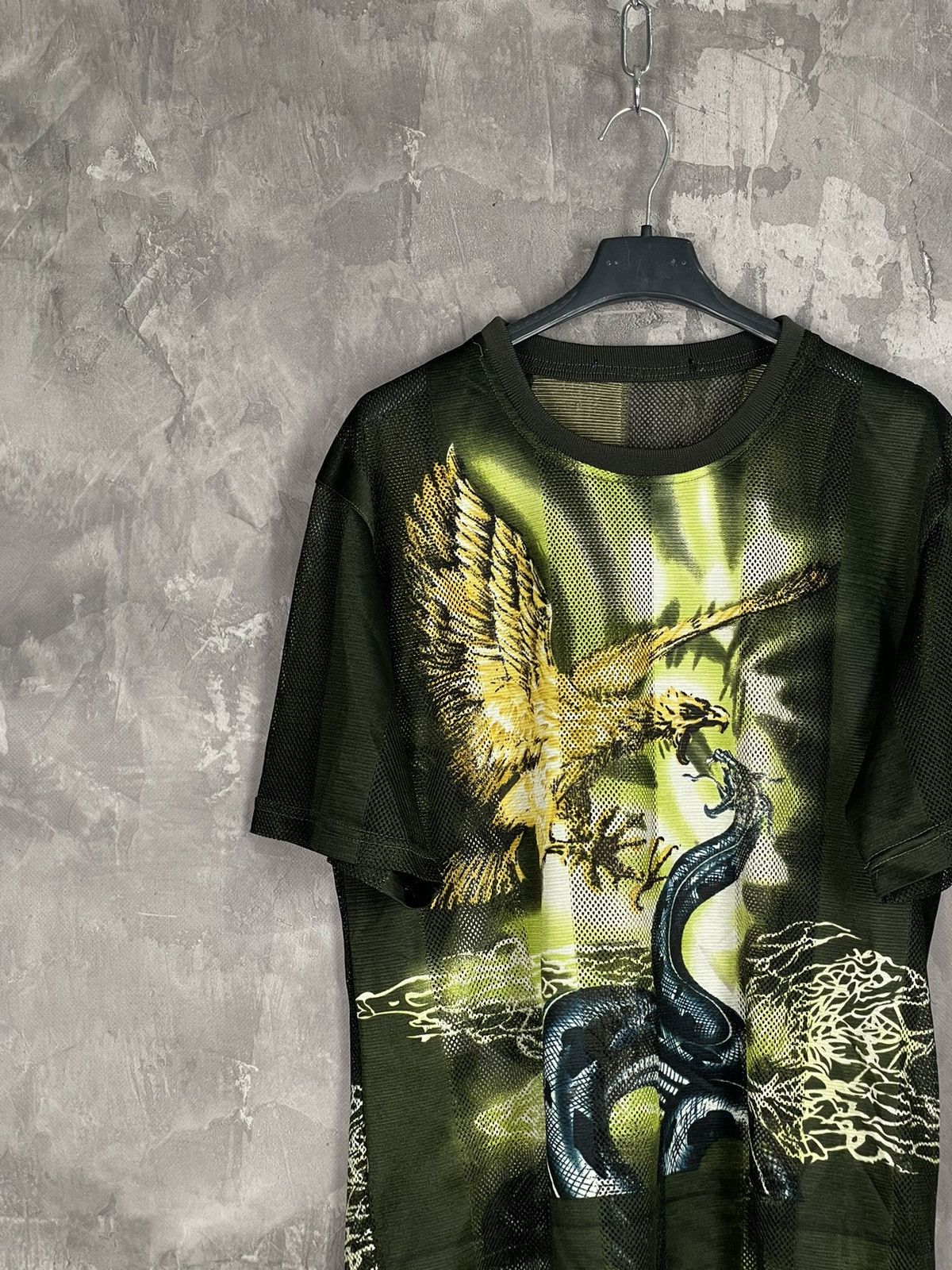 Vintage Vintage 1990’s Art Eagles T Shirt Big Print Y2K Animals Size US L / EU 52-54 / 3 - 3 Thumbnail