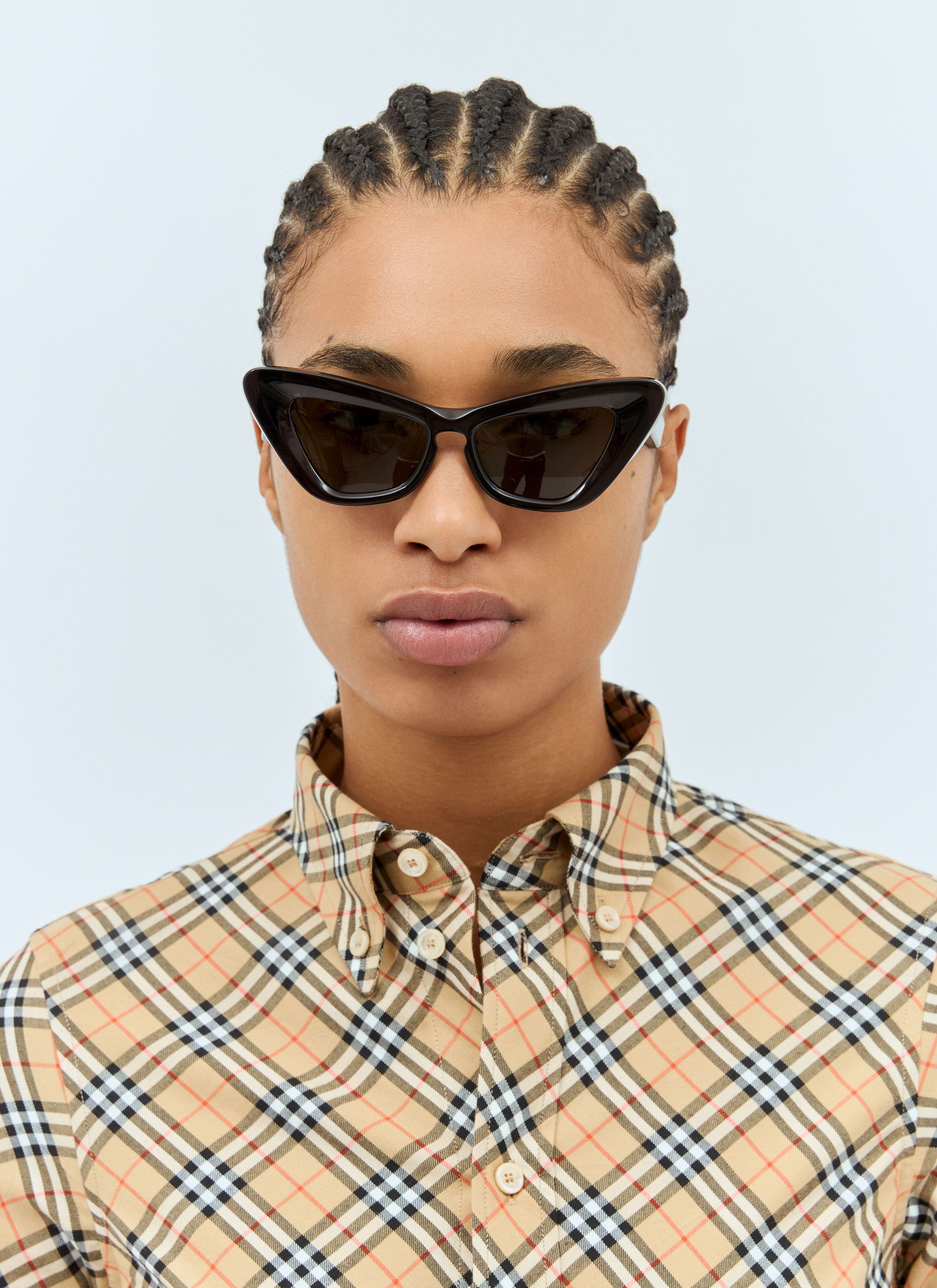 Burberry Cat Eye Sunglasses Size ONE SIZE - 1 Thumbnail