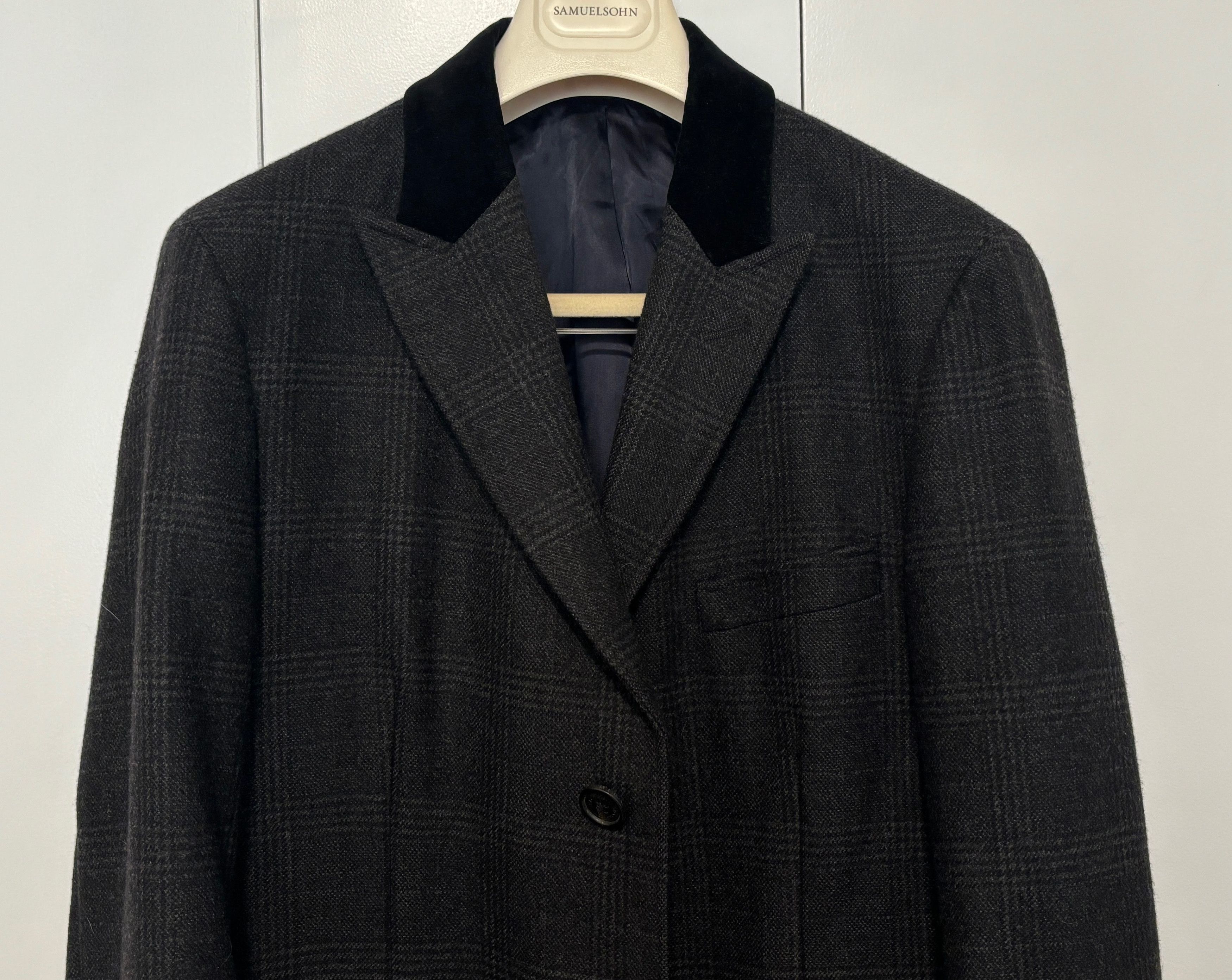 Brooks Brothers Plaid Chesterfield Overcoat Topcoat, Wool, Velvet; 38 -40 Size US M / EU 48-50 / 2 - 2 Thumbnail