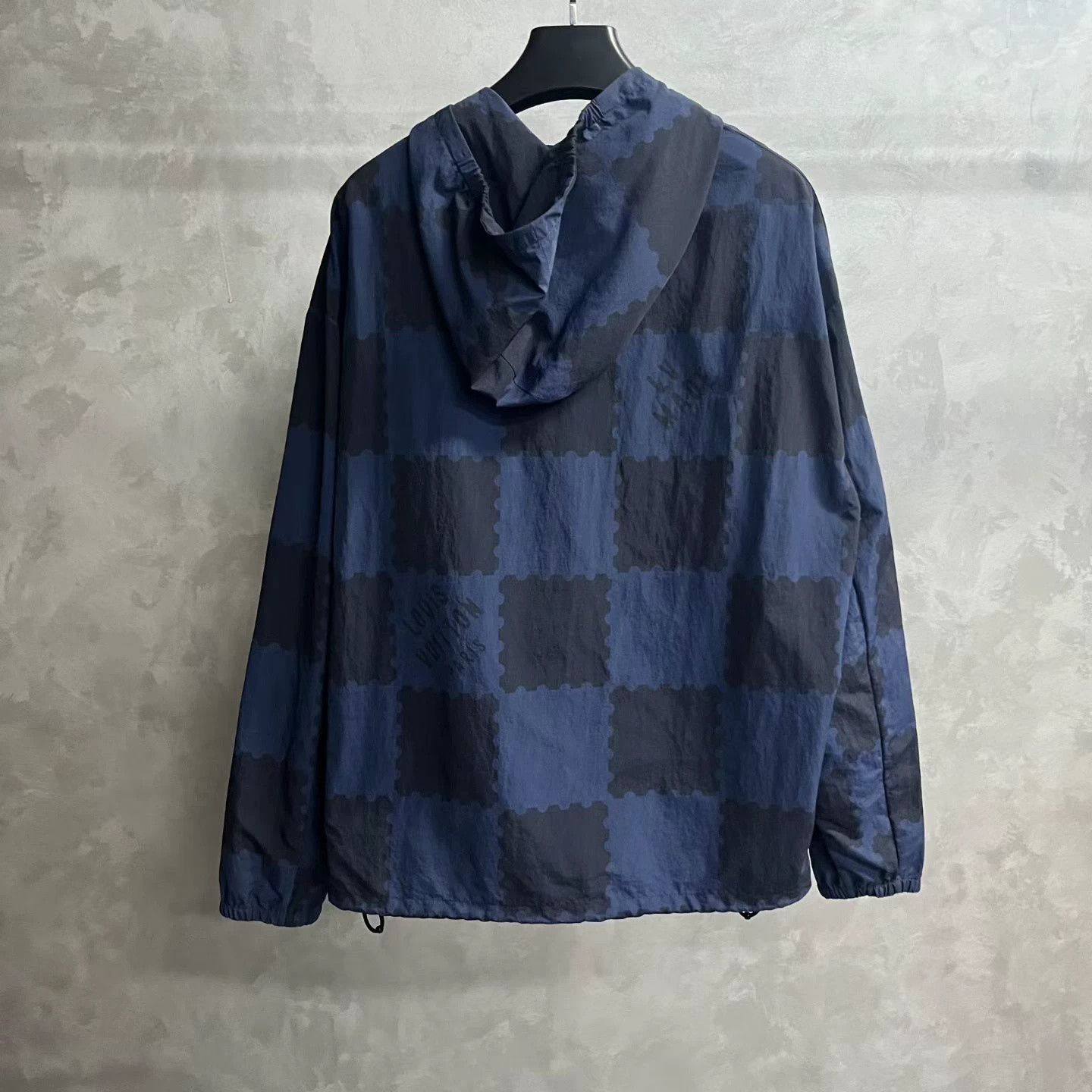 Louis Vuitton Louis Vuitton Blue Checker Drawstring Hoodie Size US L / EU 52-54 / 3 - 5 Thumbnail