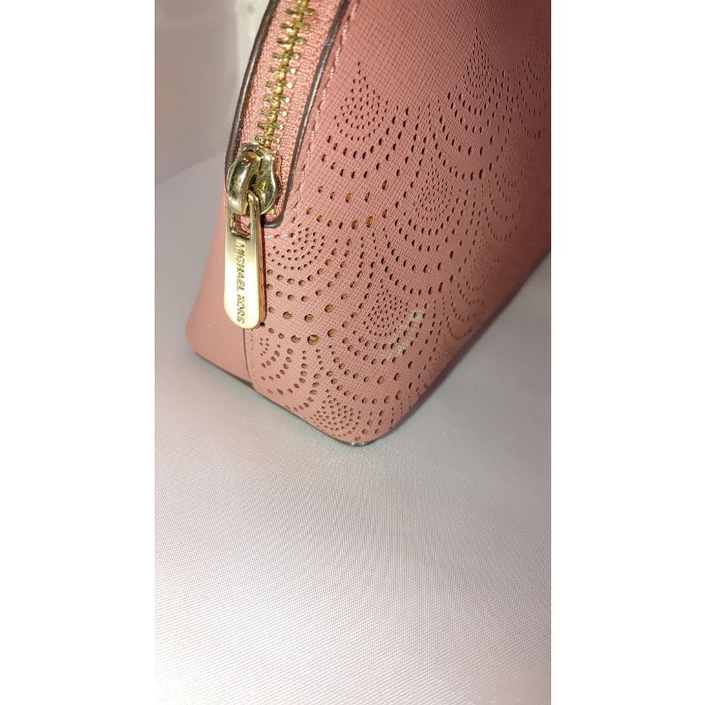 Michael Kors Michael Kors Zippered Pouch Size ONE SIZE - 6 Thumbnail