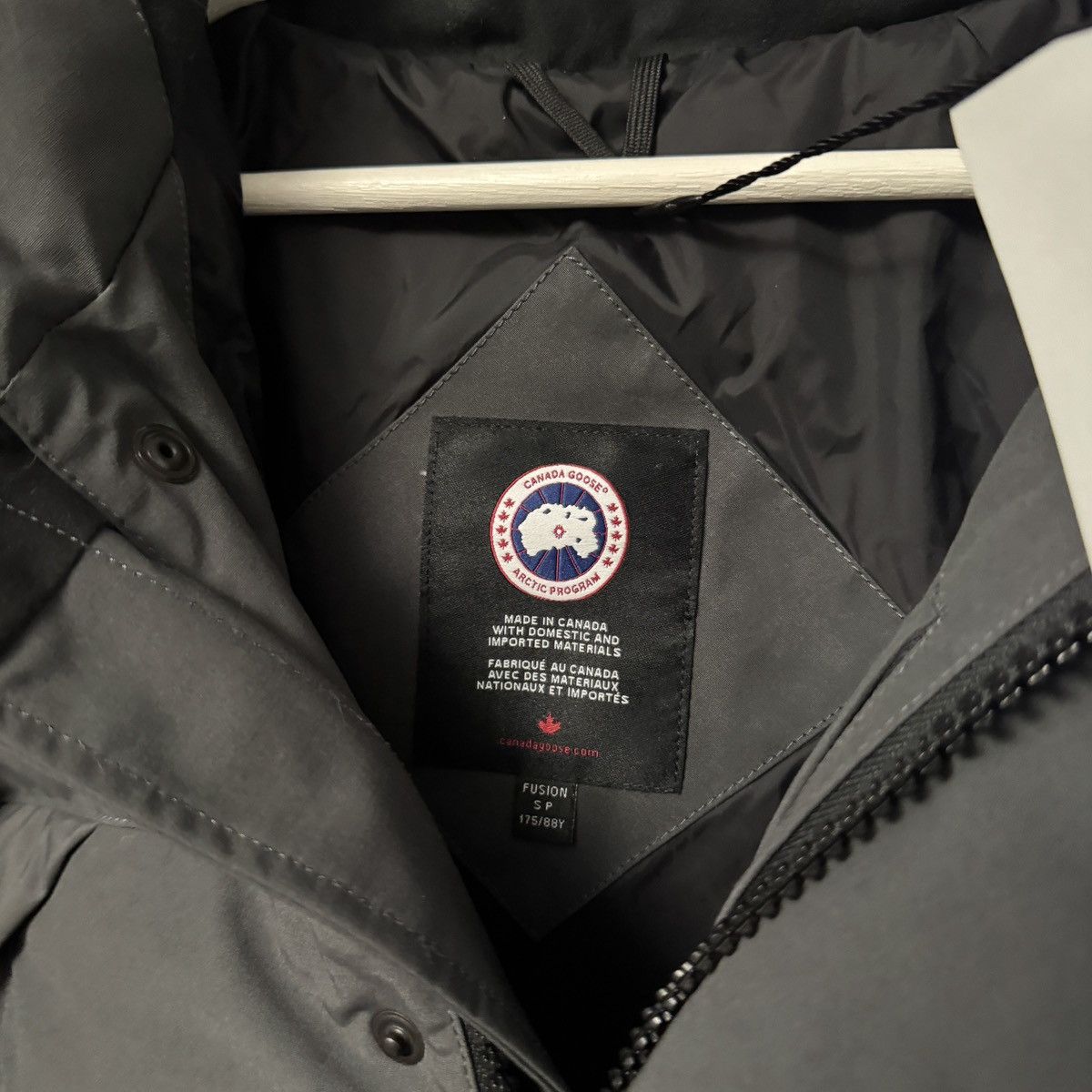 Canada Goose Canada Goose Men Carson Parka Jacket Size US S / EU 44-46 / 1 - 5 Thumbnail