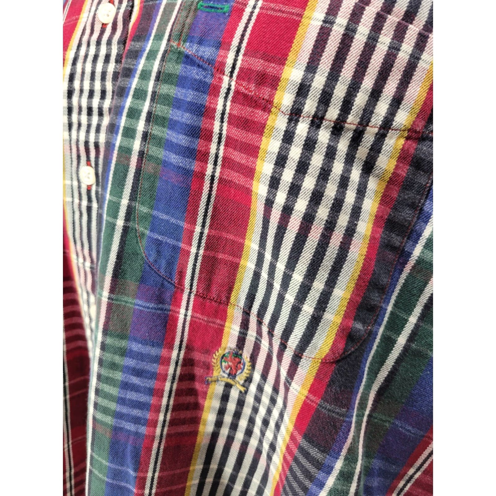 Tommy Hilfiger VTG Tommy Hilfiger Men Plaid Button Up Shirt XL 90s Crest Logo Cotton Multicolor Shirt Mens Button-Front Theme 90s Size US XL / EU 56 / 4 - 4 Thumbnail