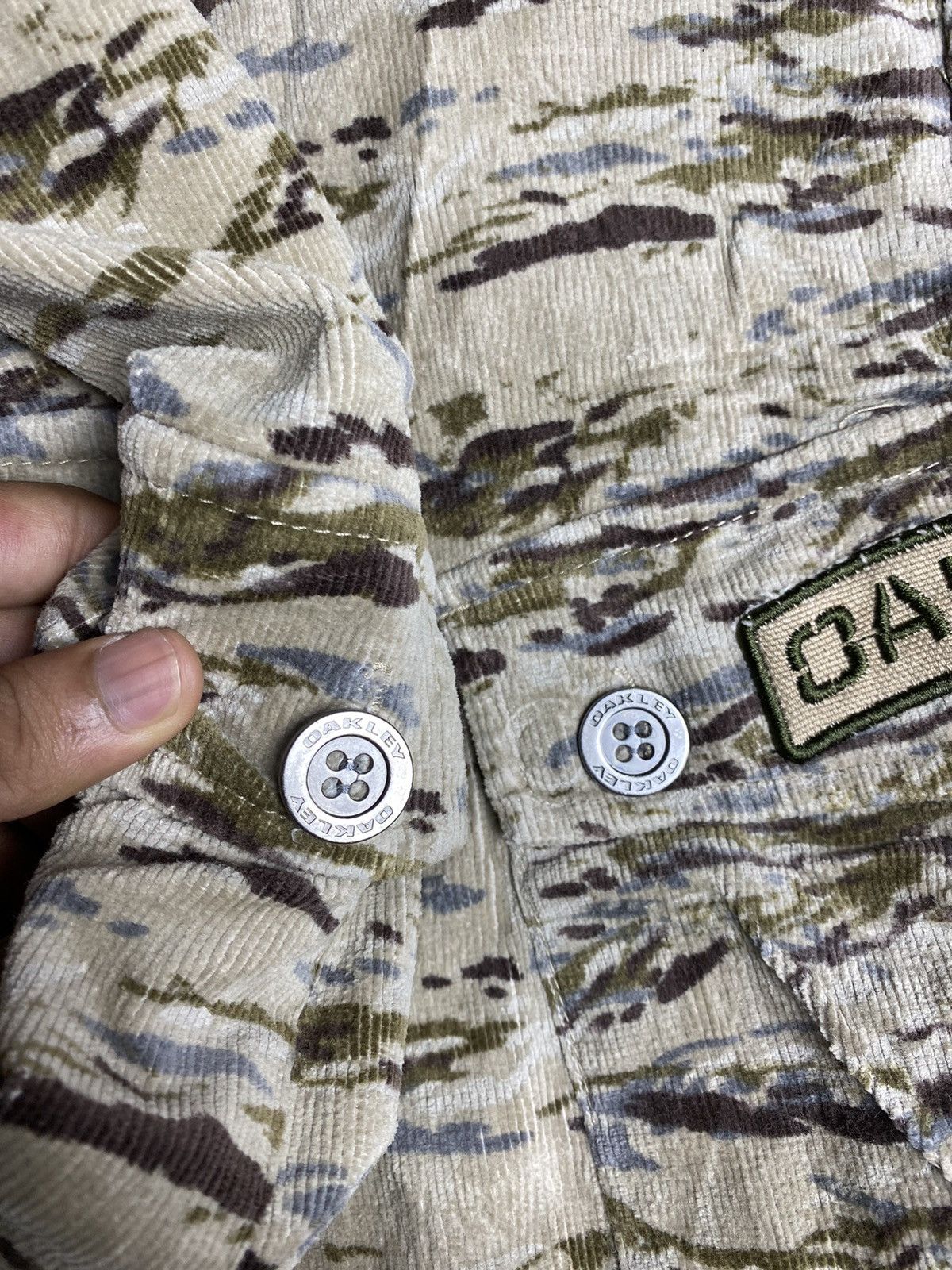 Oakley Oakley camo tactical multipocket bondage corduroy cargo pant Size US 34 / EU 50 - 10 Thumbnail