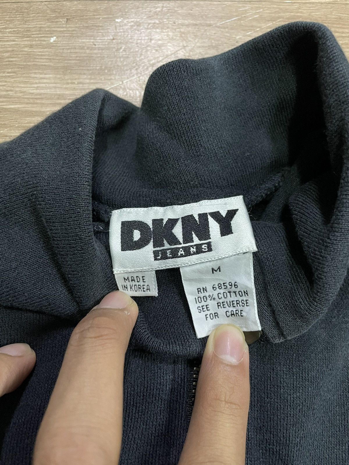 DKNY DKNY half zipper Size US M / EU 48-50 / 2 - 4 Thumbnail