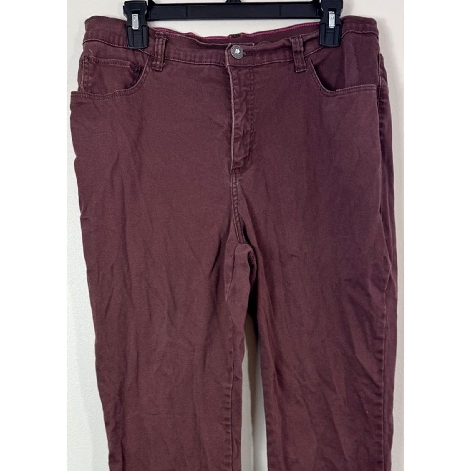 Lee Lee Pants Classic Fit Women’s 14 Medium Burgundy 5 Pocket Flat Front Size 24" / US 00 / IT 34 - 2 Thumbnail