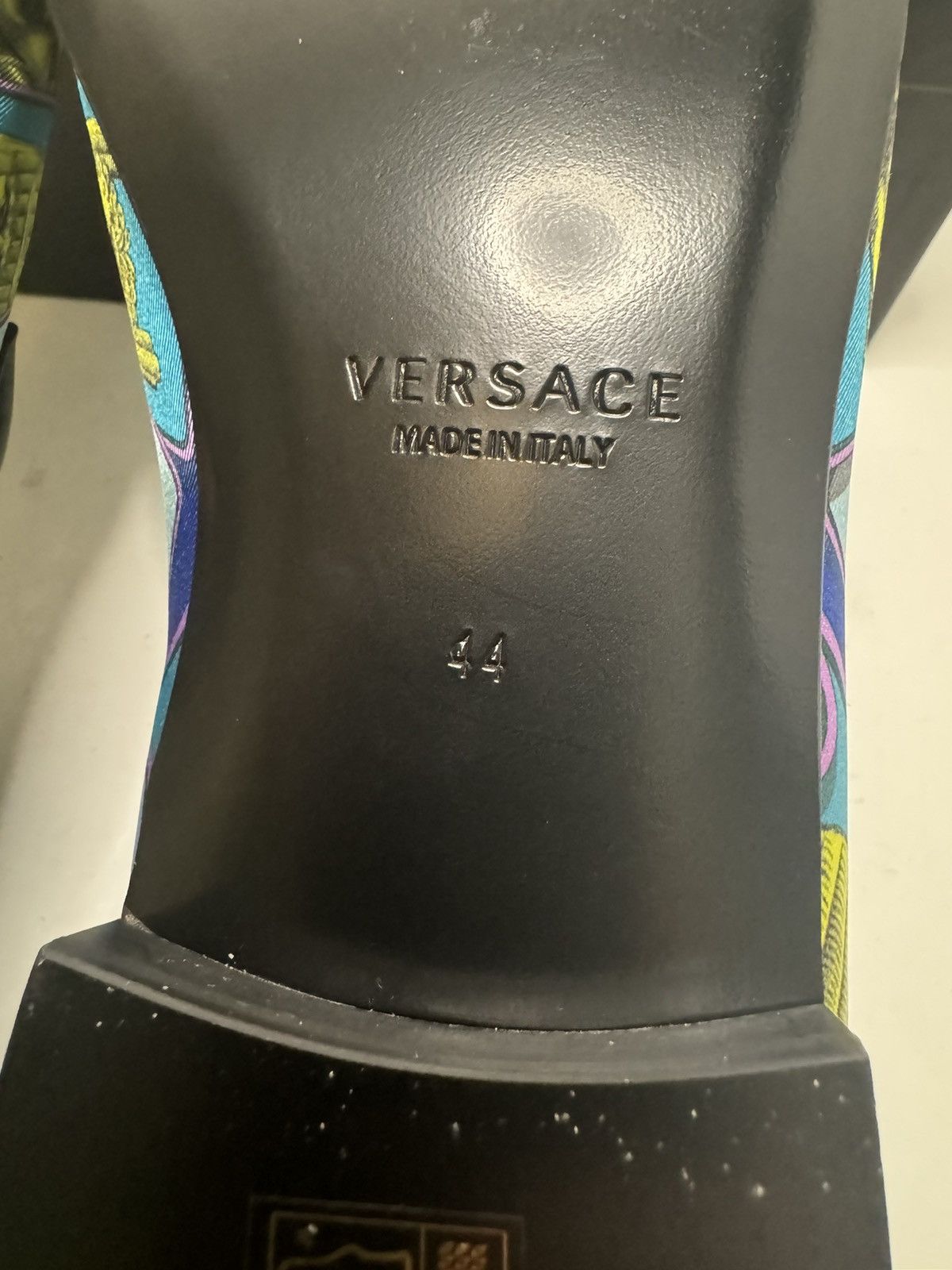 Versace Versace Men’s Mask Printed Slippers Sz EU 44 / US 11 New Size US 11 / EU 44 - 8 Thumbnail