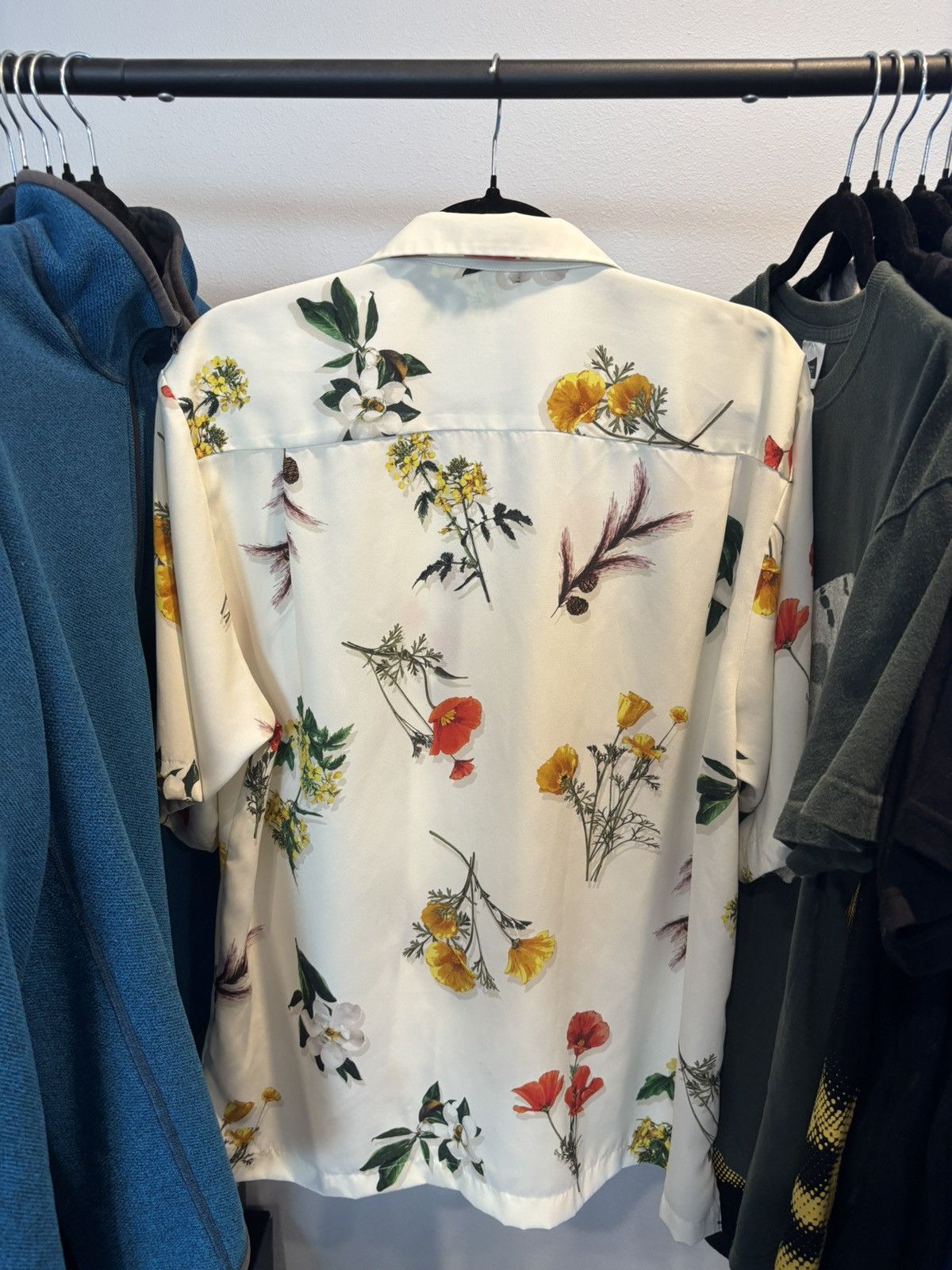 Japanese Brand Nowartt Japanese Brand Flower Motif Button Up 💐 Size US M / EU 48-50 / 2 - 11 Thumbnail