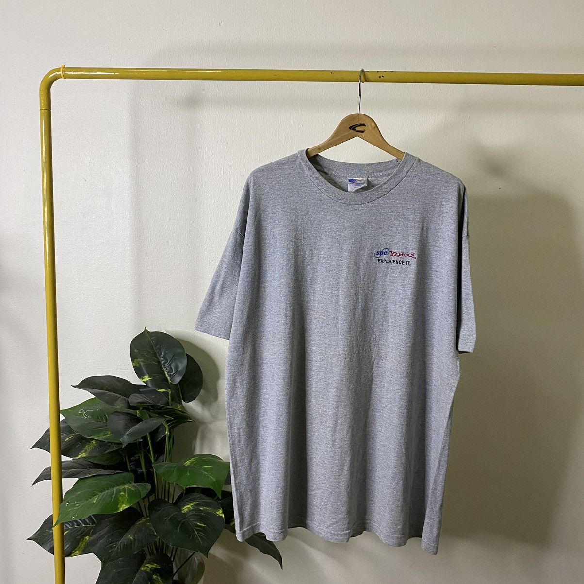Vintage 1990s Yahoo Technology Promo T Shirt Size US XL / EU 56 / 4 - 1 Thumbnail