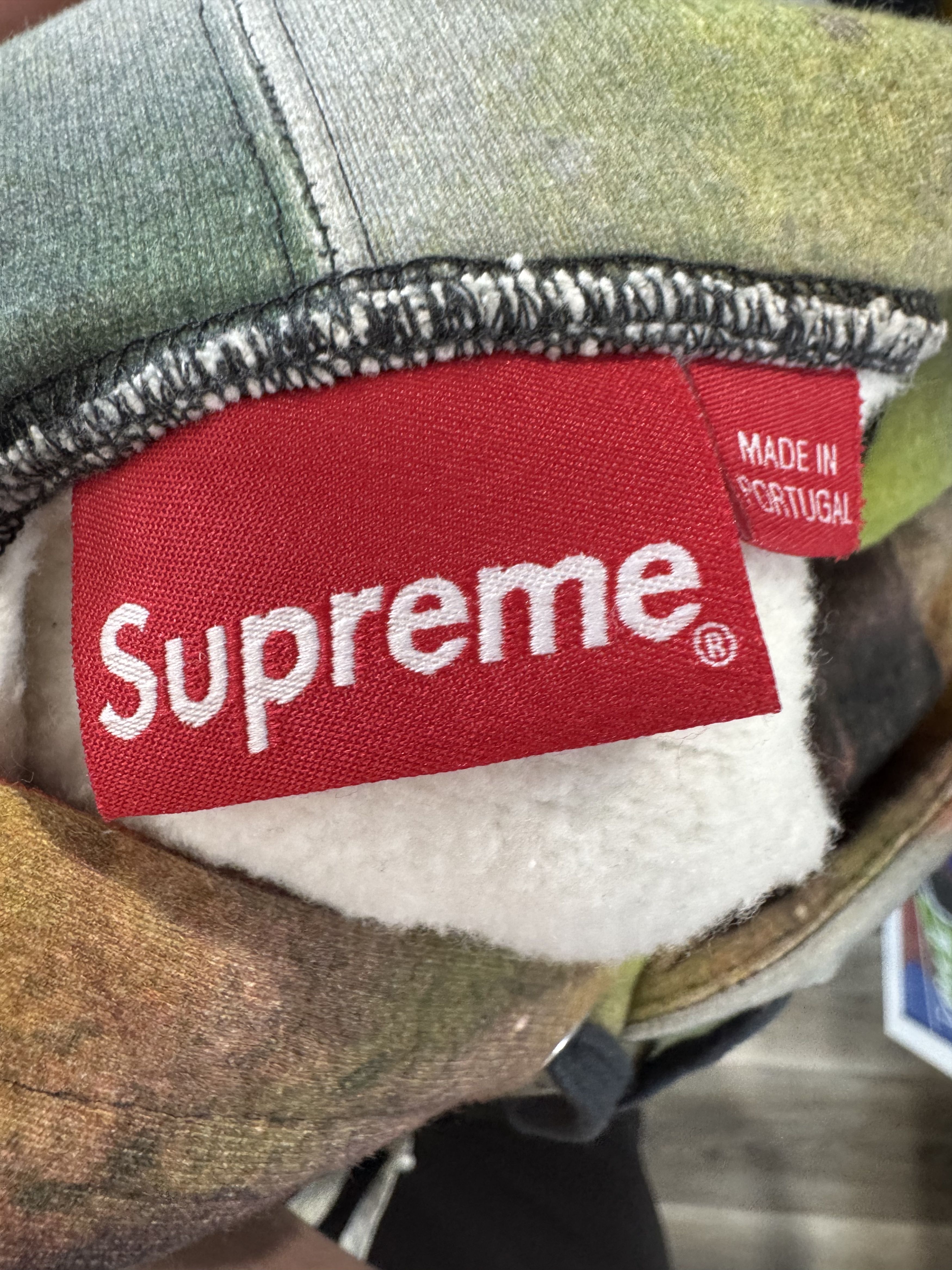 Supreme SUPREME X RAM-ELL-ZEE 2020 MEDIUM Size US M / EU 48-50 / 2 - 11 Thumbnail