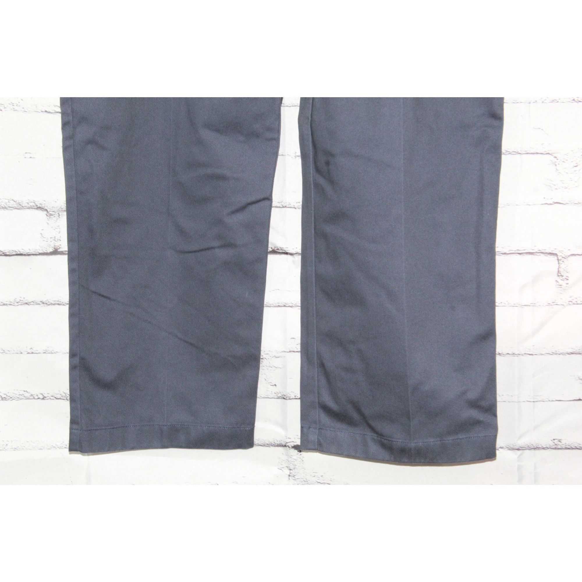 L.L. Bean LL Bean Men's Wrinkle Free Chino Pants Navy Dress Casual Size US 40 / EU 56 - 4 Thumbnail