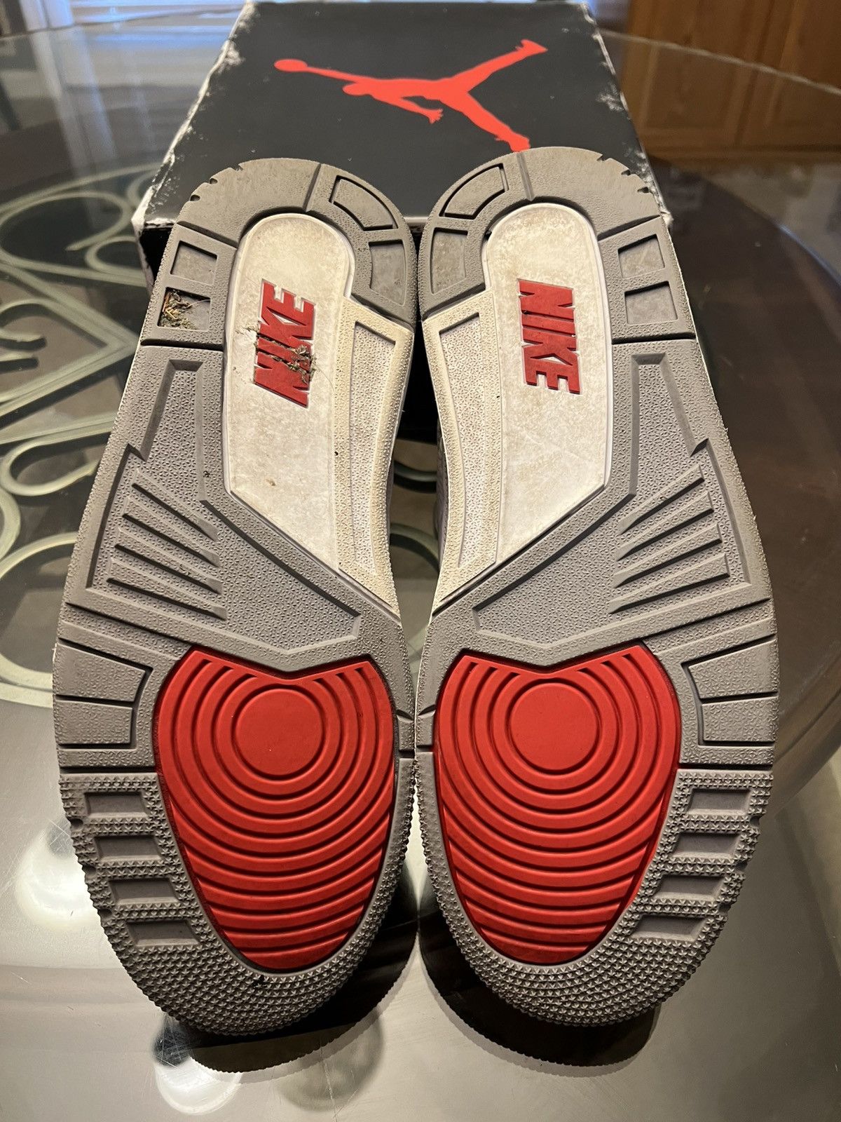 Jordan Brand Jordan 3 Retro “Fire Red” 2022 Size US 9.5 / EU 42-43 - 10 Thumbnail