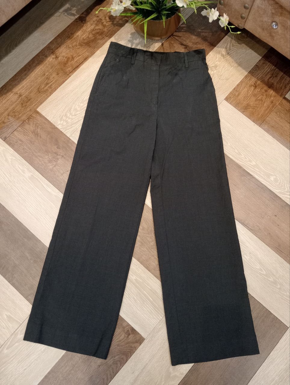 Prada PRADA MILANO WIDE LEG PANTS - SIZE 36 DARK GREY Size 25" / US 0 / IT 36 - 4 Thumbnail