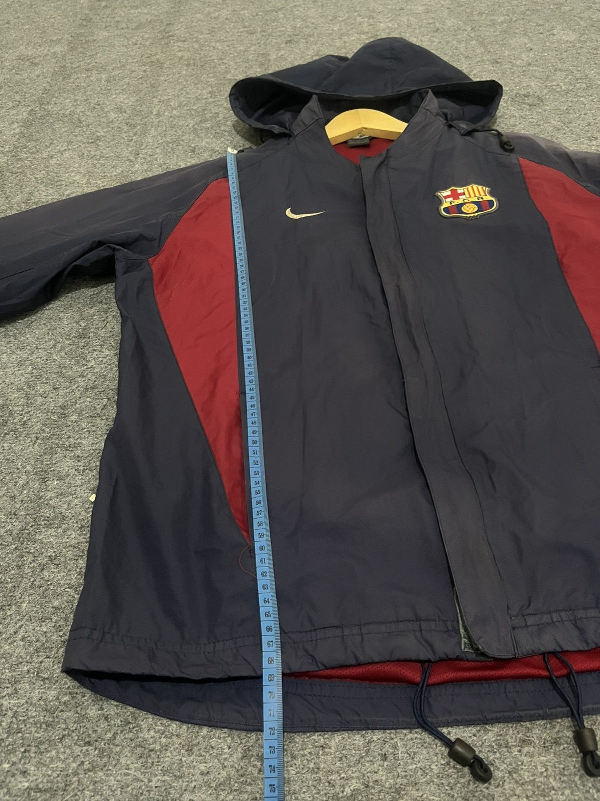 Nike Vintage Nike FC Barcelona "Barça" Windbreaker Jacket Navy Size US XL / EU 56 / 4 - 12 Thumbnail