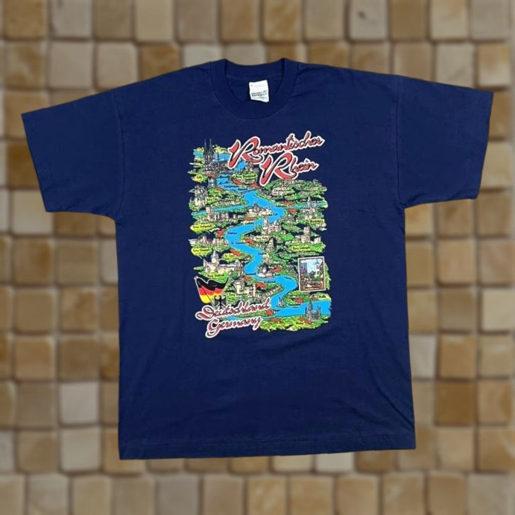 Vintage Vintage Screen Stars Romantischer Germany Souvenir Map T-Shirt XL Navy Short Sleeve T-Shirt Mens Size US XL / EU 56 / 4 - 1 Thumbnail